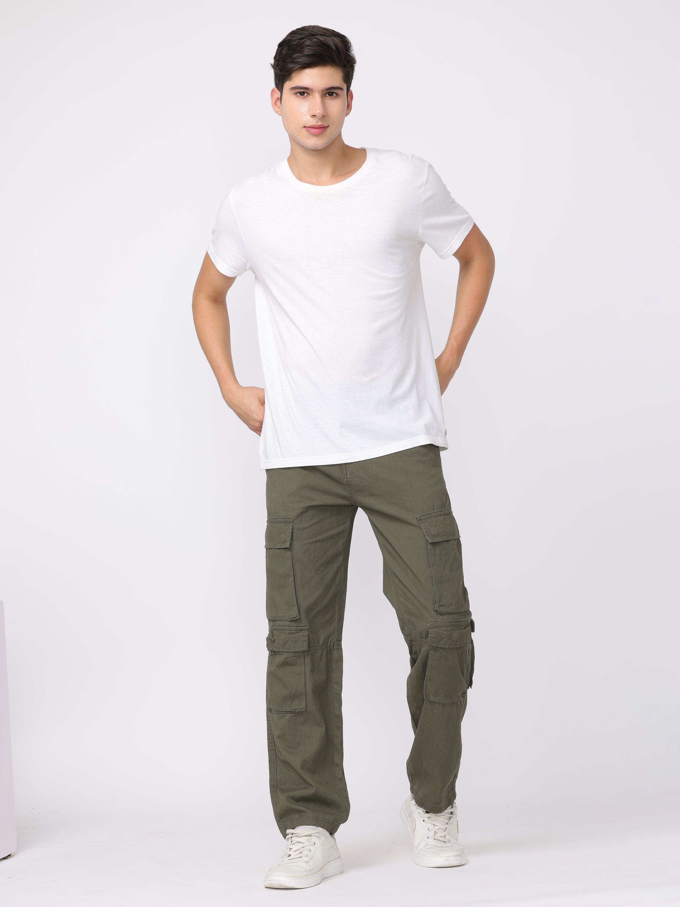 Men Olive Regular Fit Cargo Pants