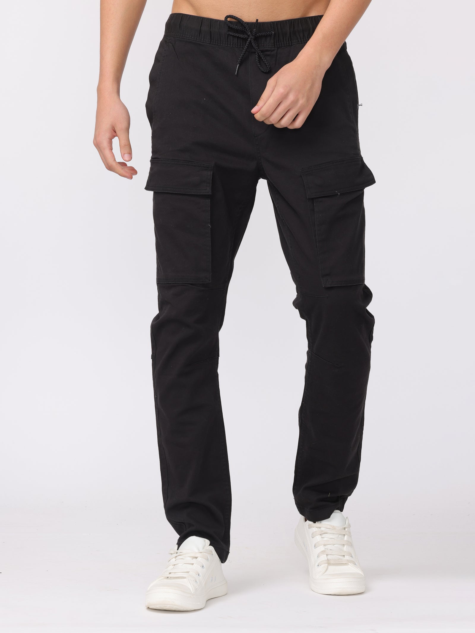 Men Black Regular Fit Cargo Pants