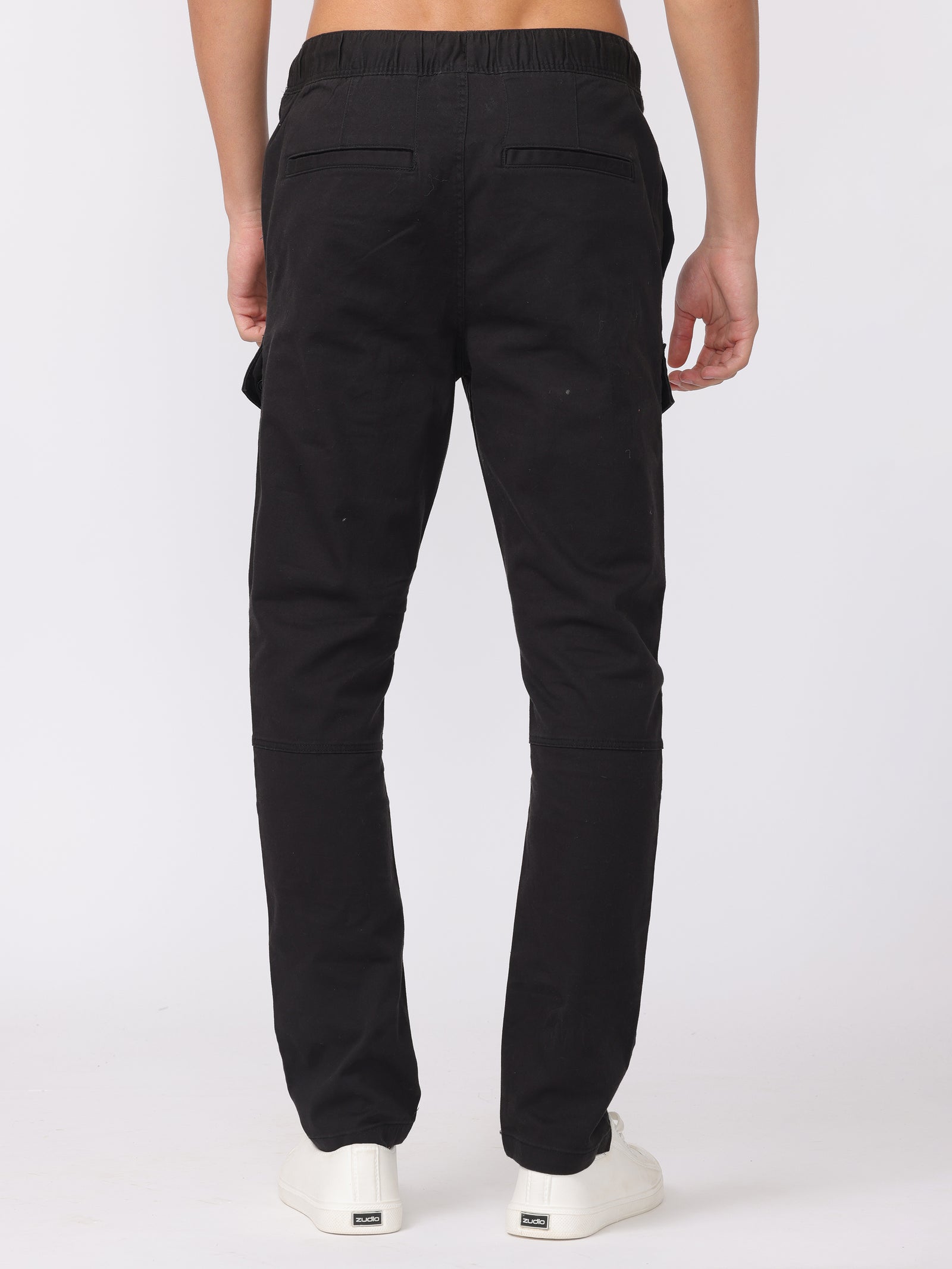 Men Black Regular Fit Cargo Pants