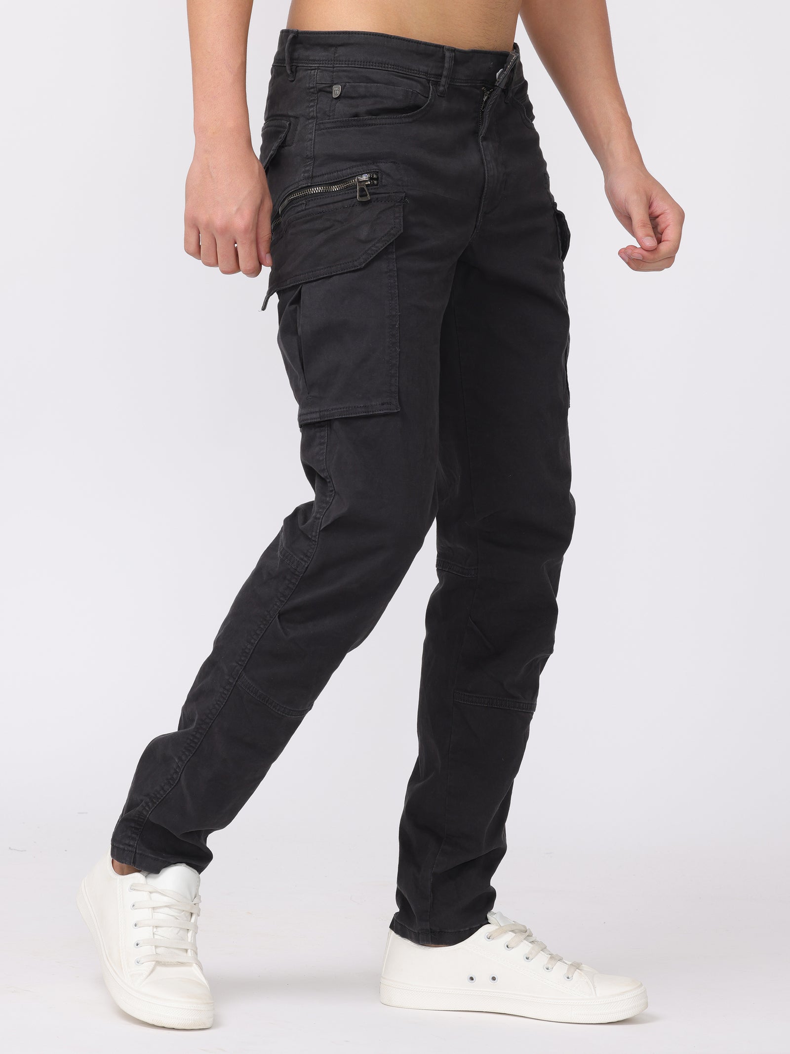 Men Black Regular Fit Cargo Pants