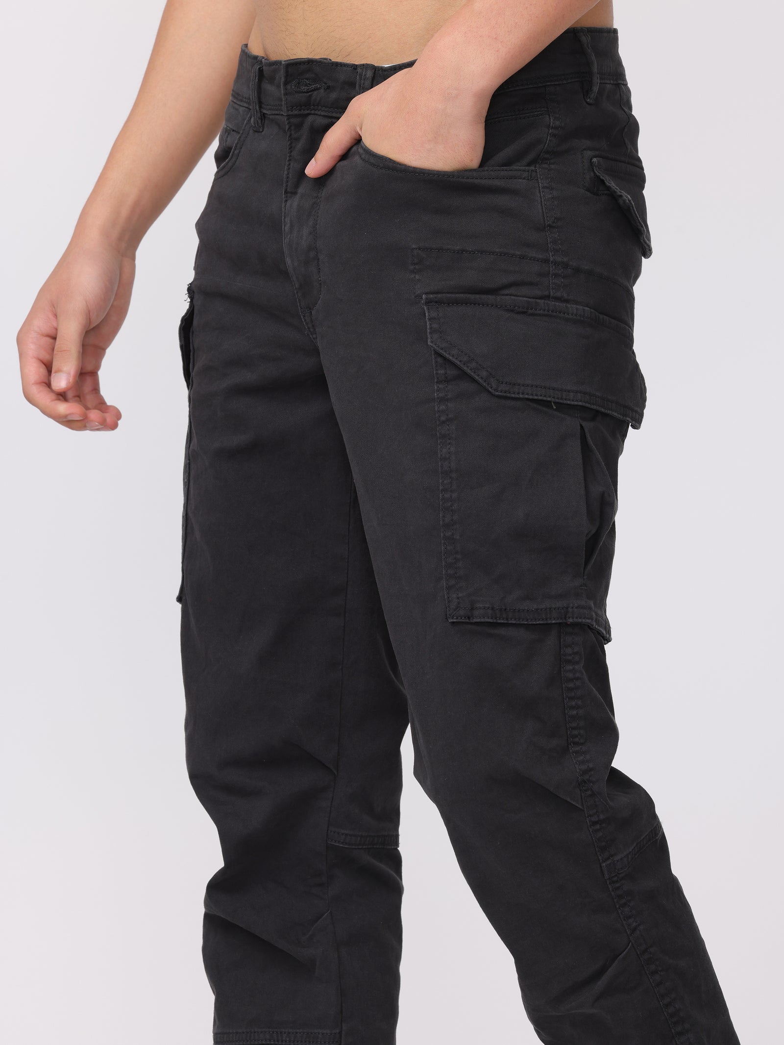 Men Black Regular Fit Cargo Pants