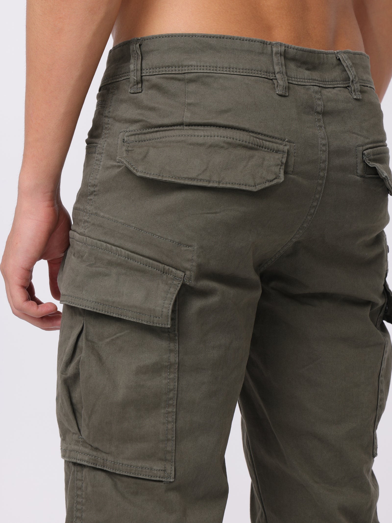 Men Olive Regular Fit Cargo Pants