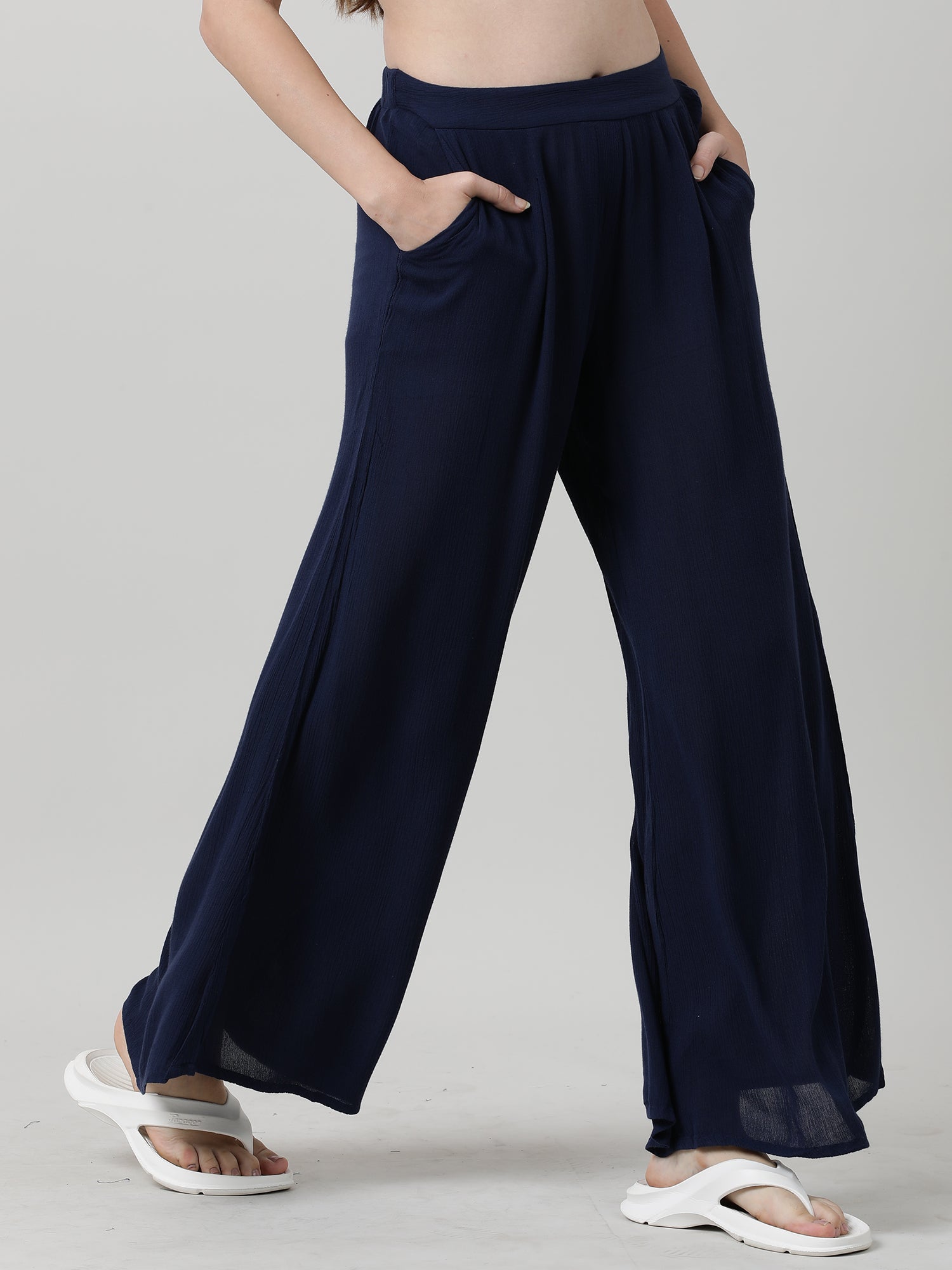 Women Relaxed Fit Navy Blue Pants