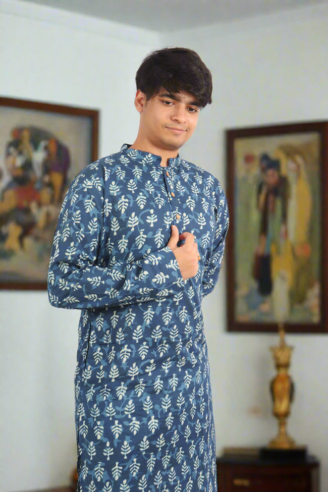 Men Blue Ethnic Leaf Motif Cotton Kurta
