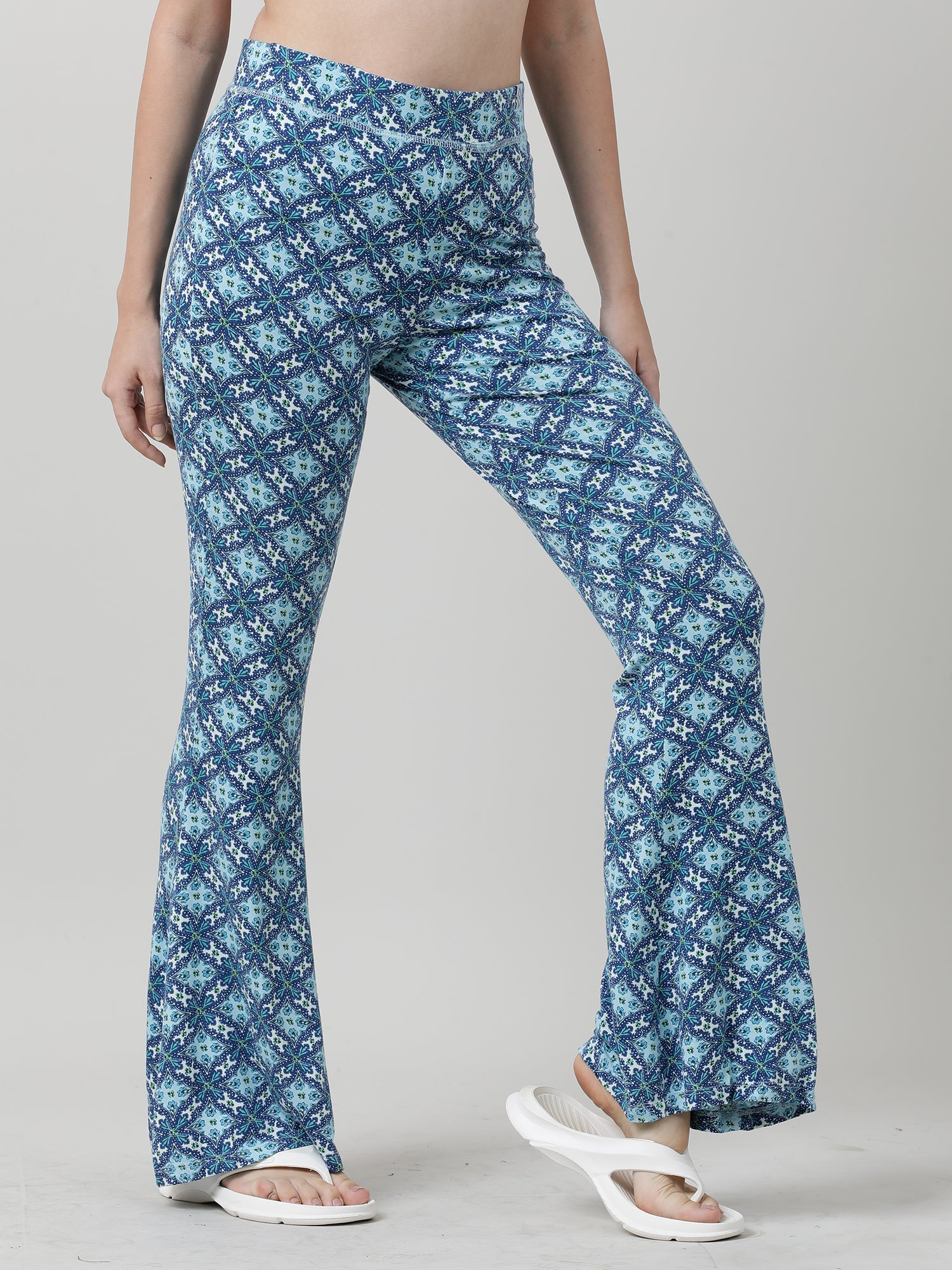 Women Printed Flared Lounge Pants