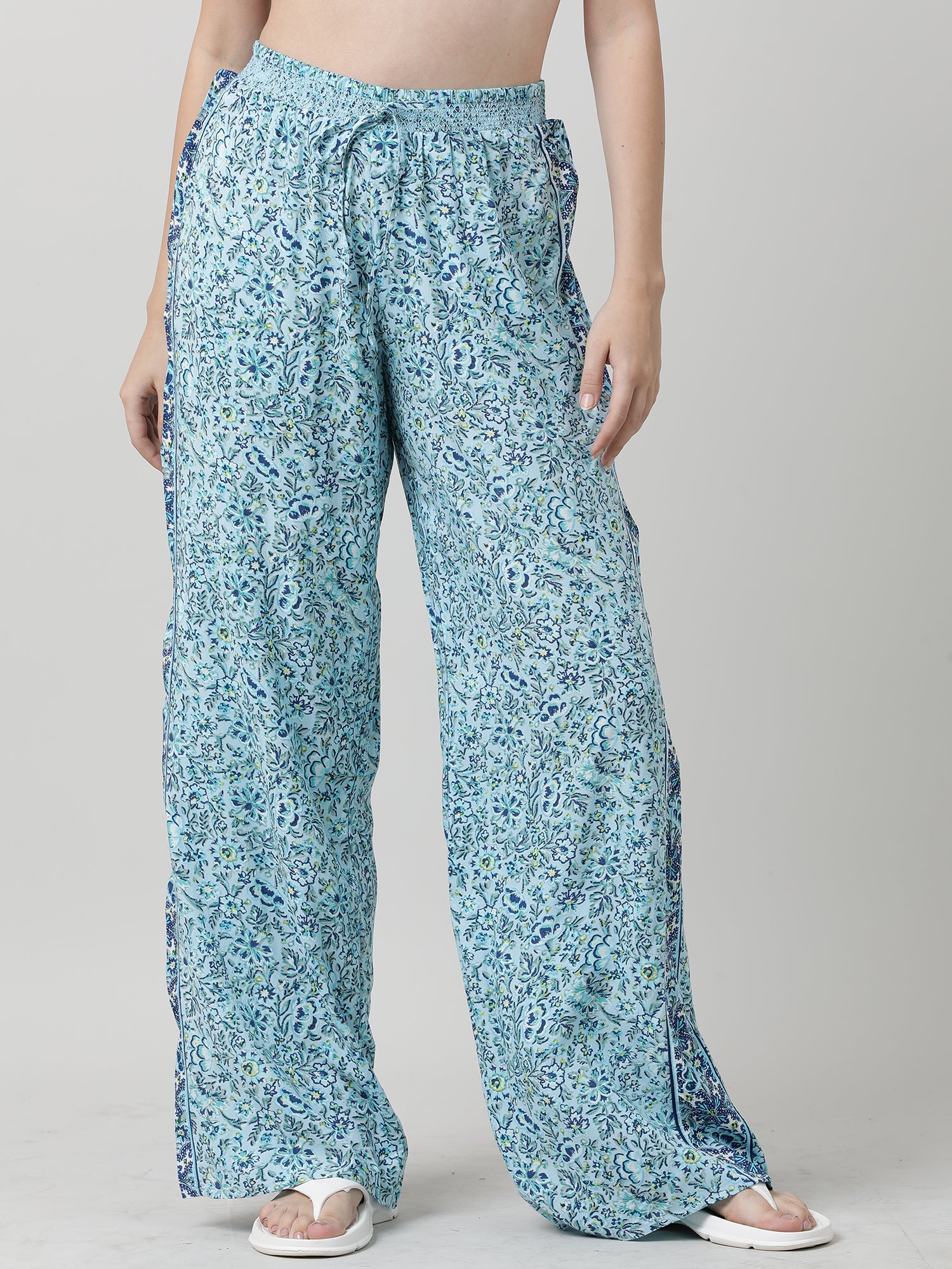 Women Light Blue Floral Print Lounge Pants