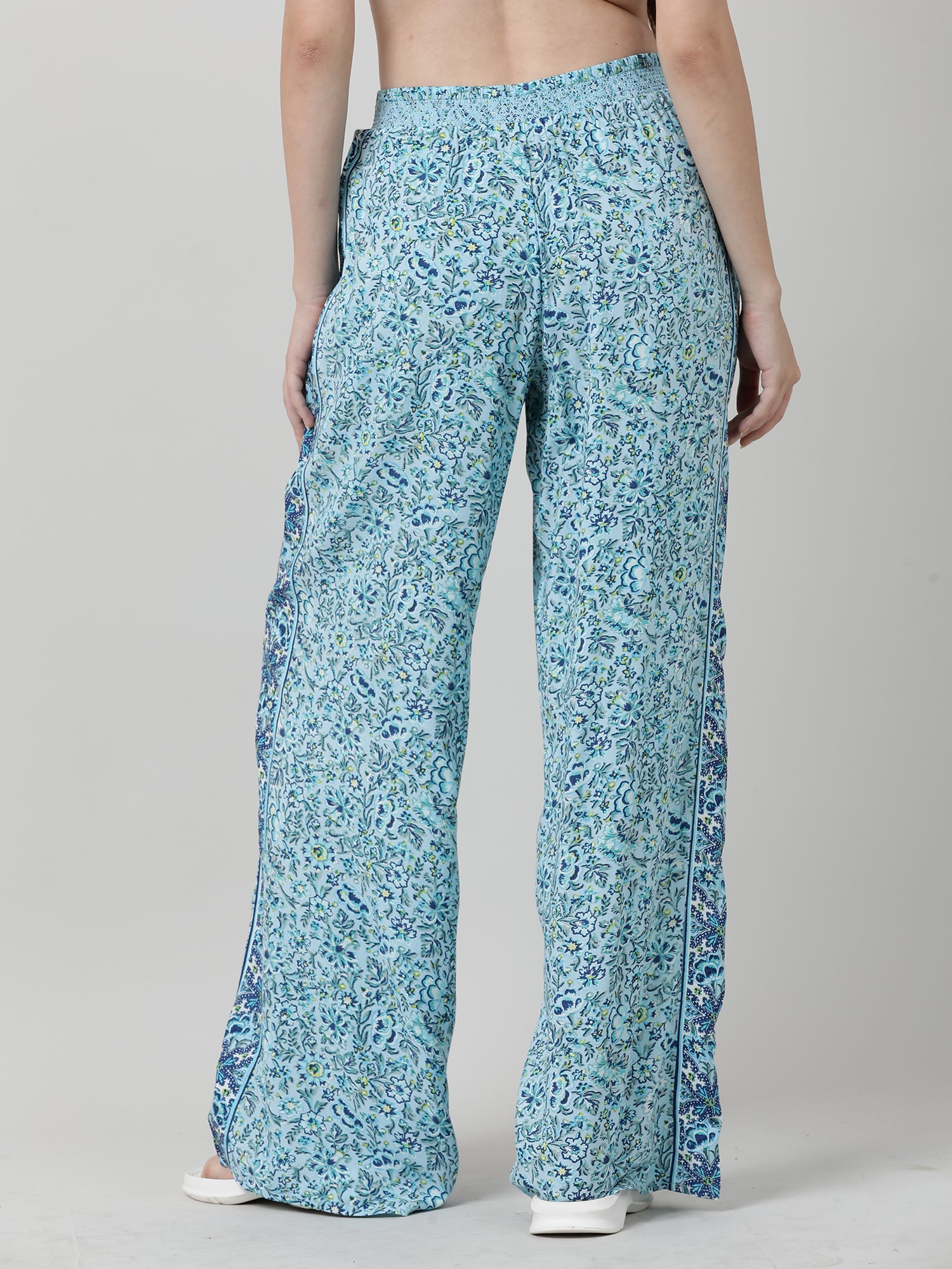 Women Light Blue Floral Print Lounge Pants