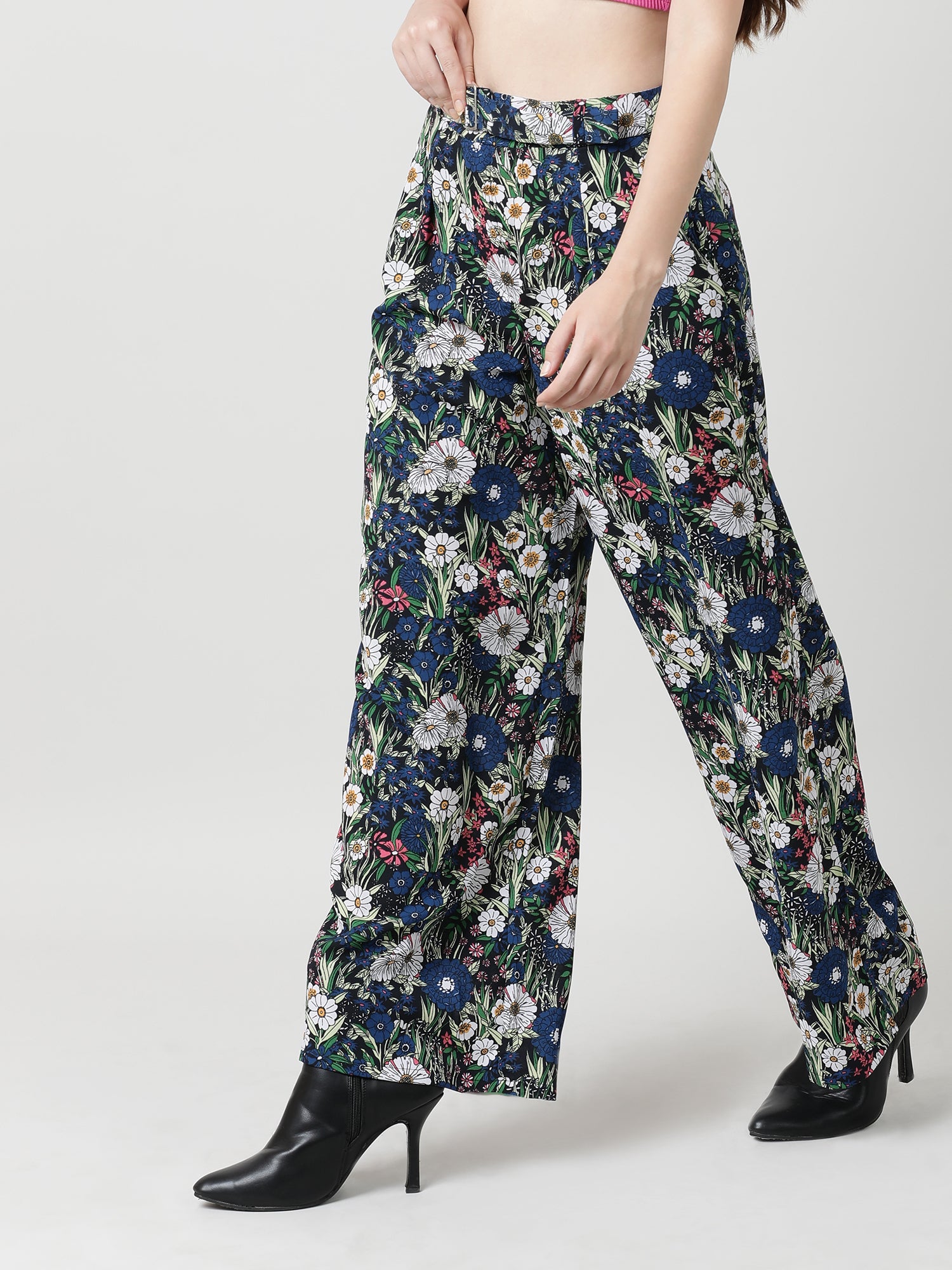 Women Relaxed Fit Green Printed Pants