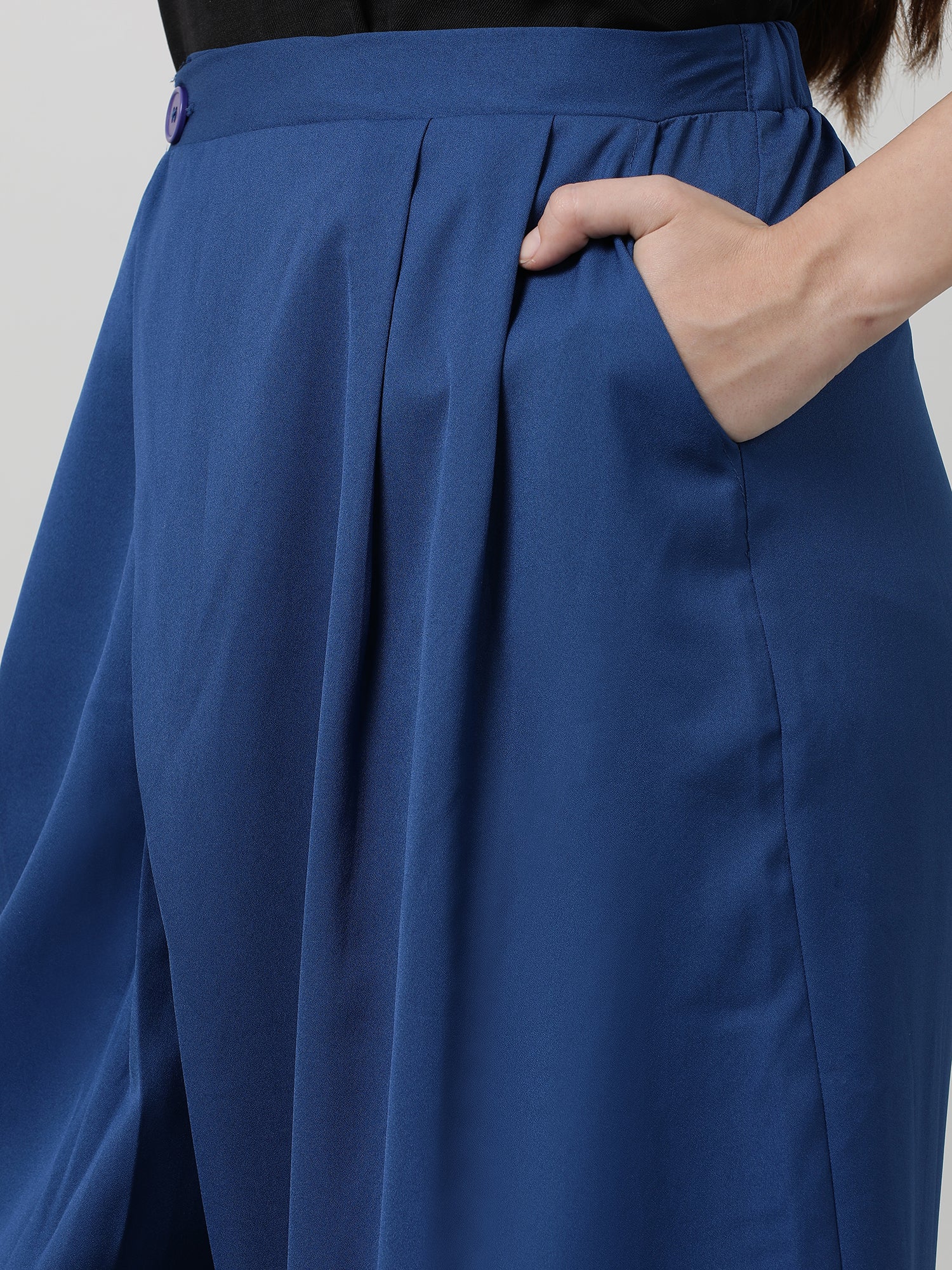 Women Relaxed Fit Royal Blue Pants