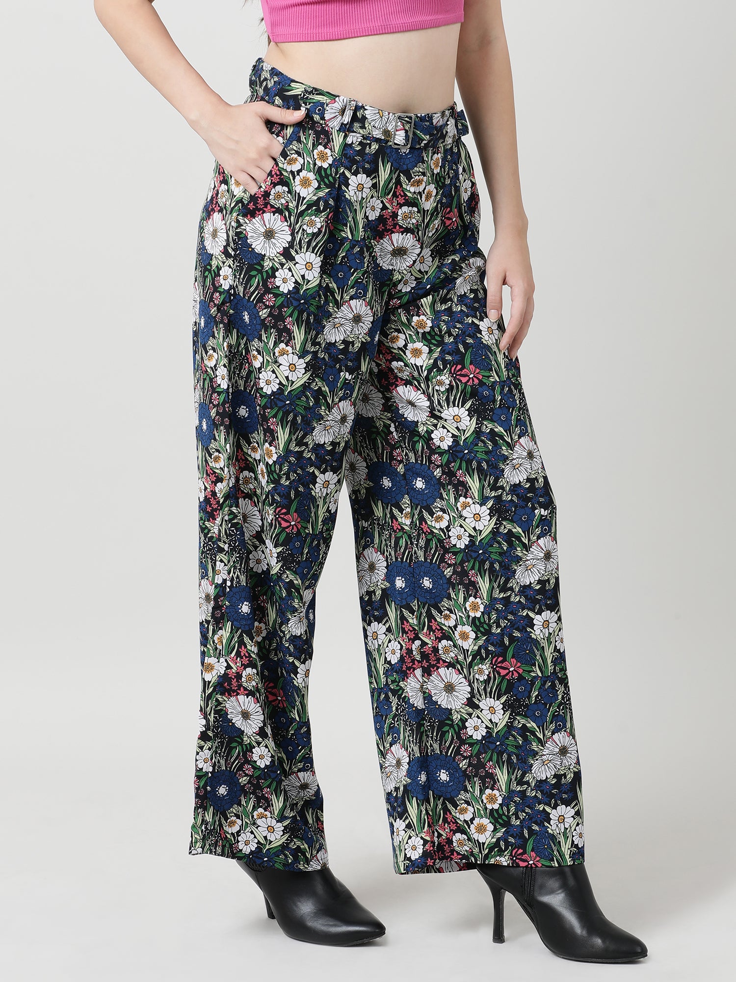 Women Relaxed Fit Green Printed Pants