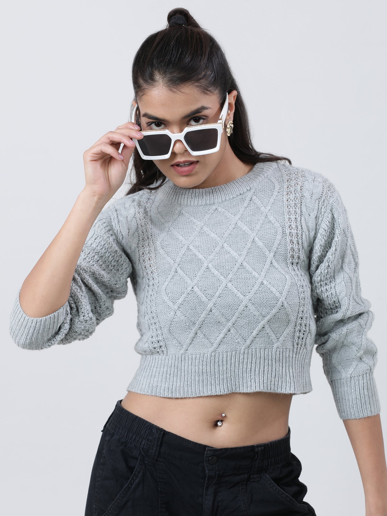 Women Regular Fit Knitted Grey Cropped Sweater