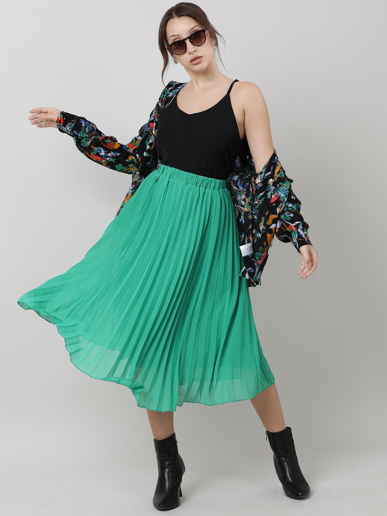 Women Relaxed Fit Green Pleated Midi Skirt