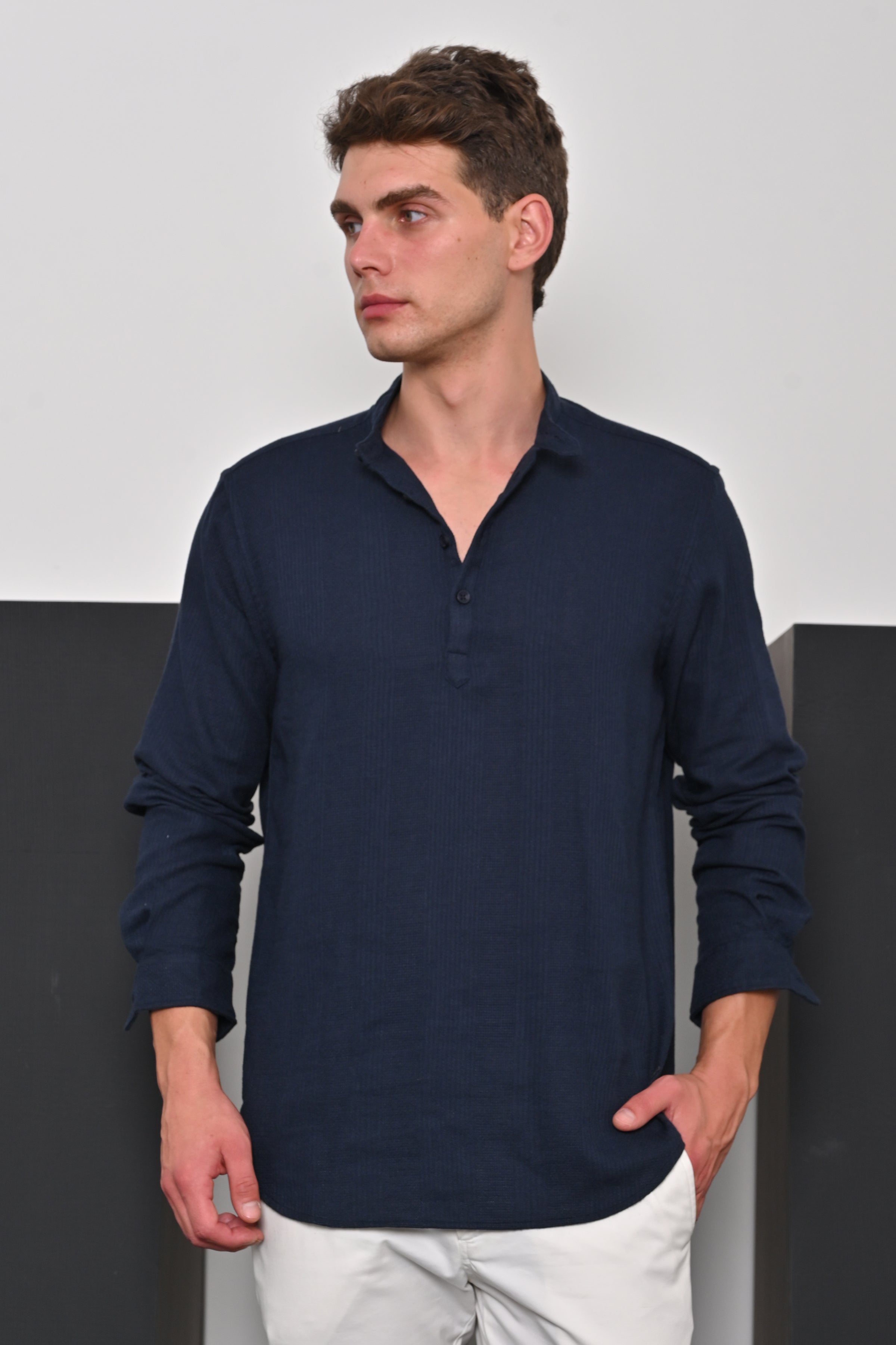 Men Textured Solid Kurta Shirt
