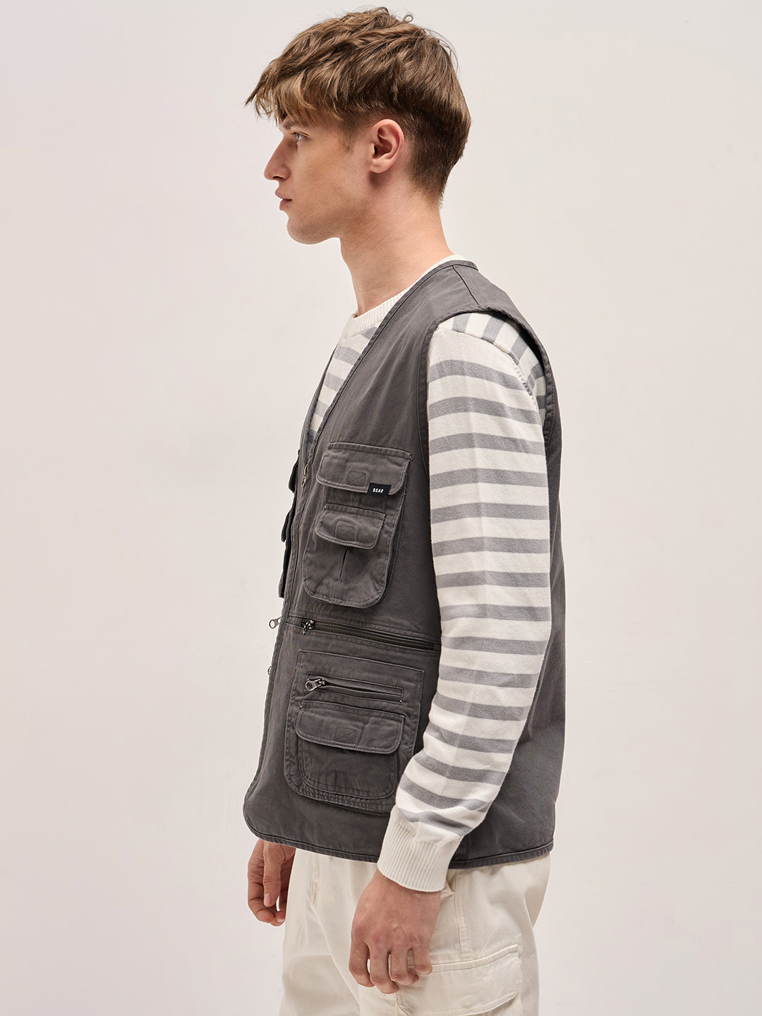 Men Grey Outdoor Utility Multi-Pocket Vest Jacket