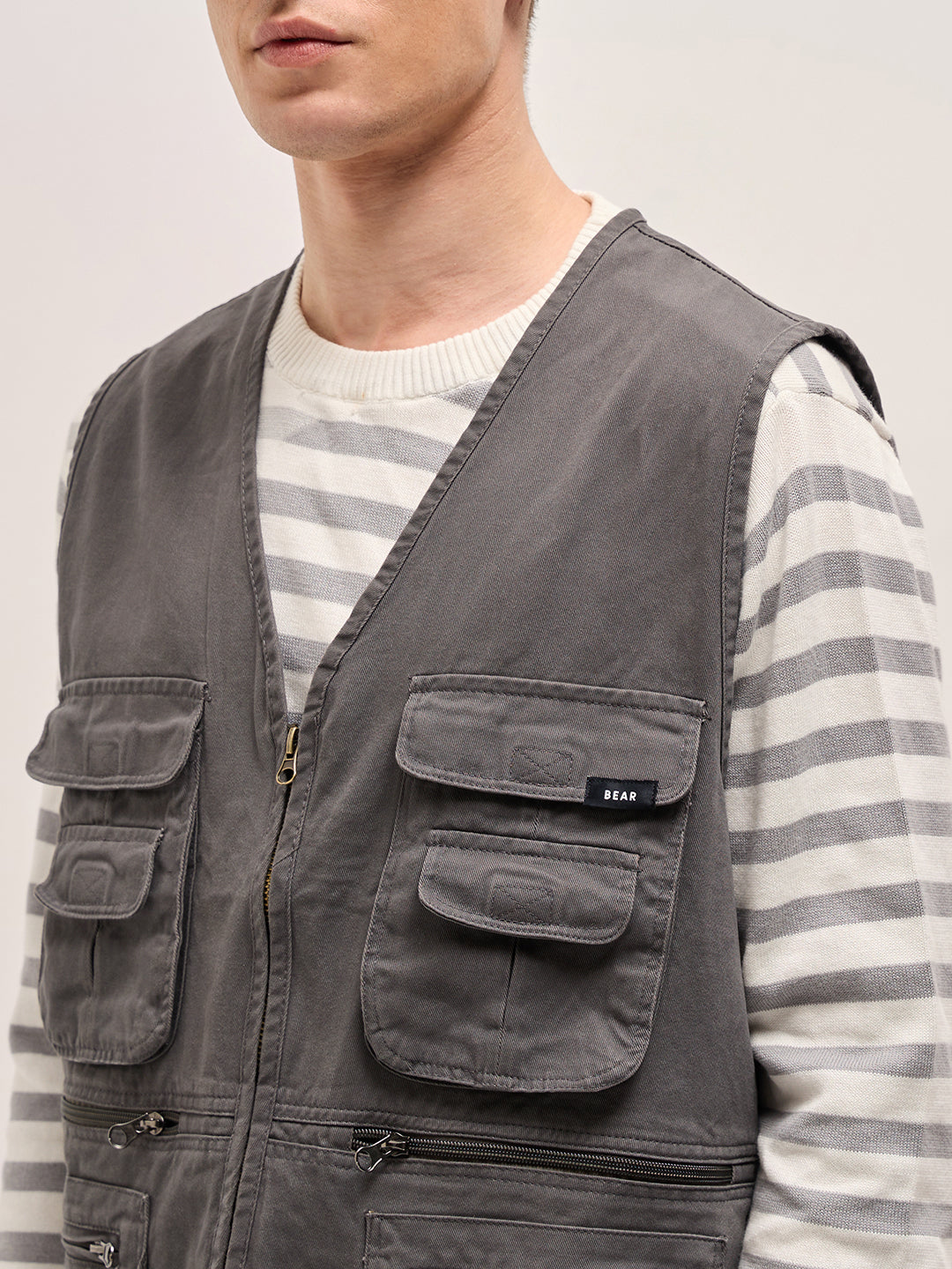 Men Grey Outdoor Utility Multi-Pocket Vest Jacket