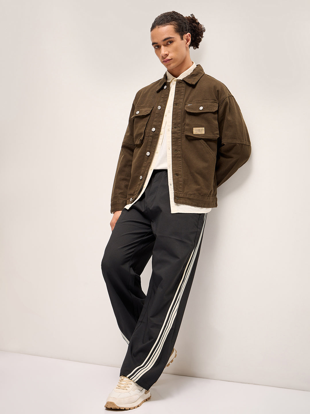Men Olive Solid Regular Fit Denim Jacket