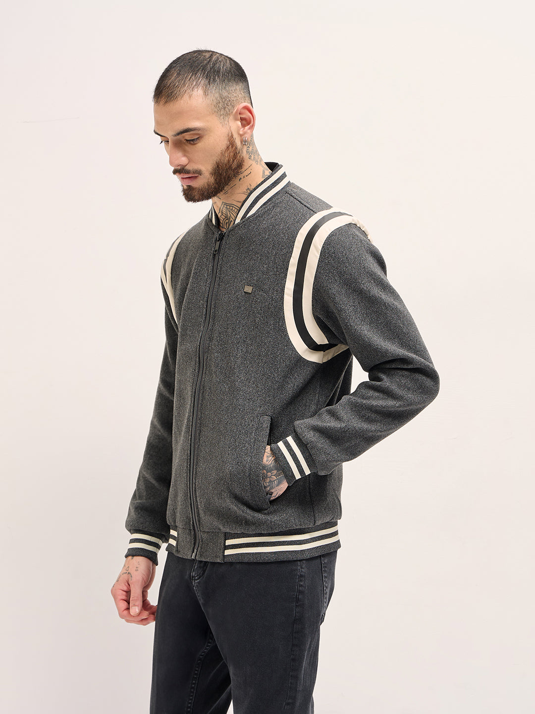 Men Stylish Bomber Jacket in grey