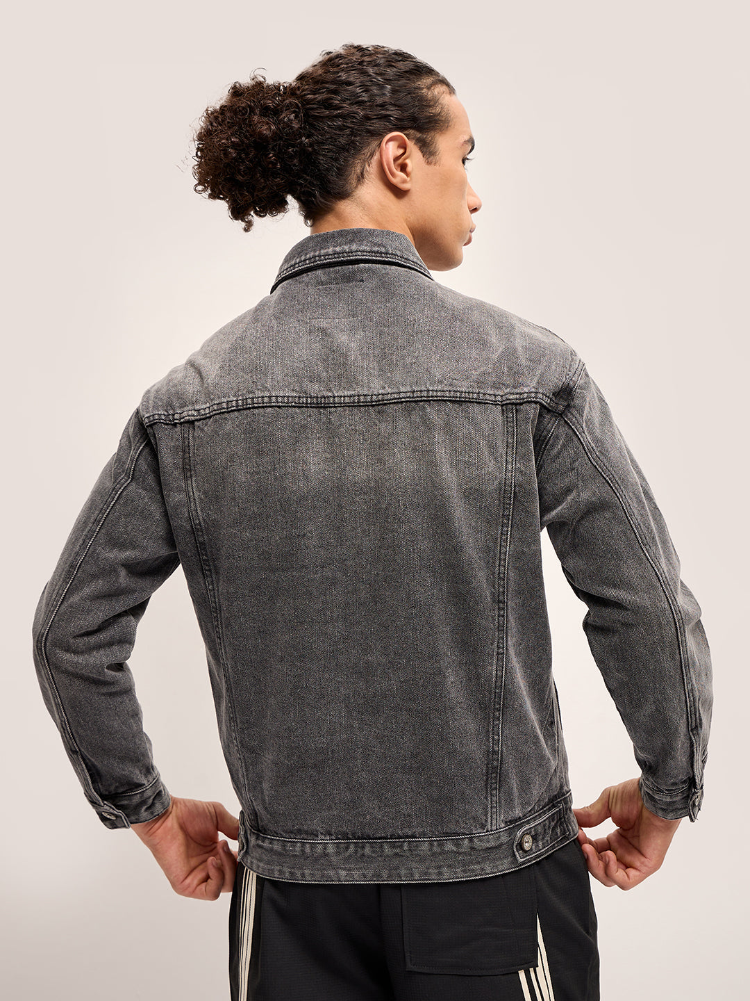 Men Light Grey Regular Fit Classic Denim Jacket