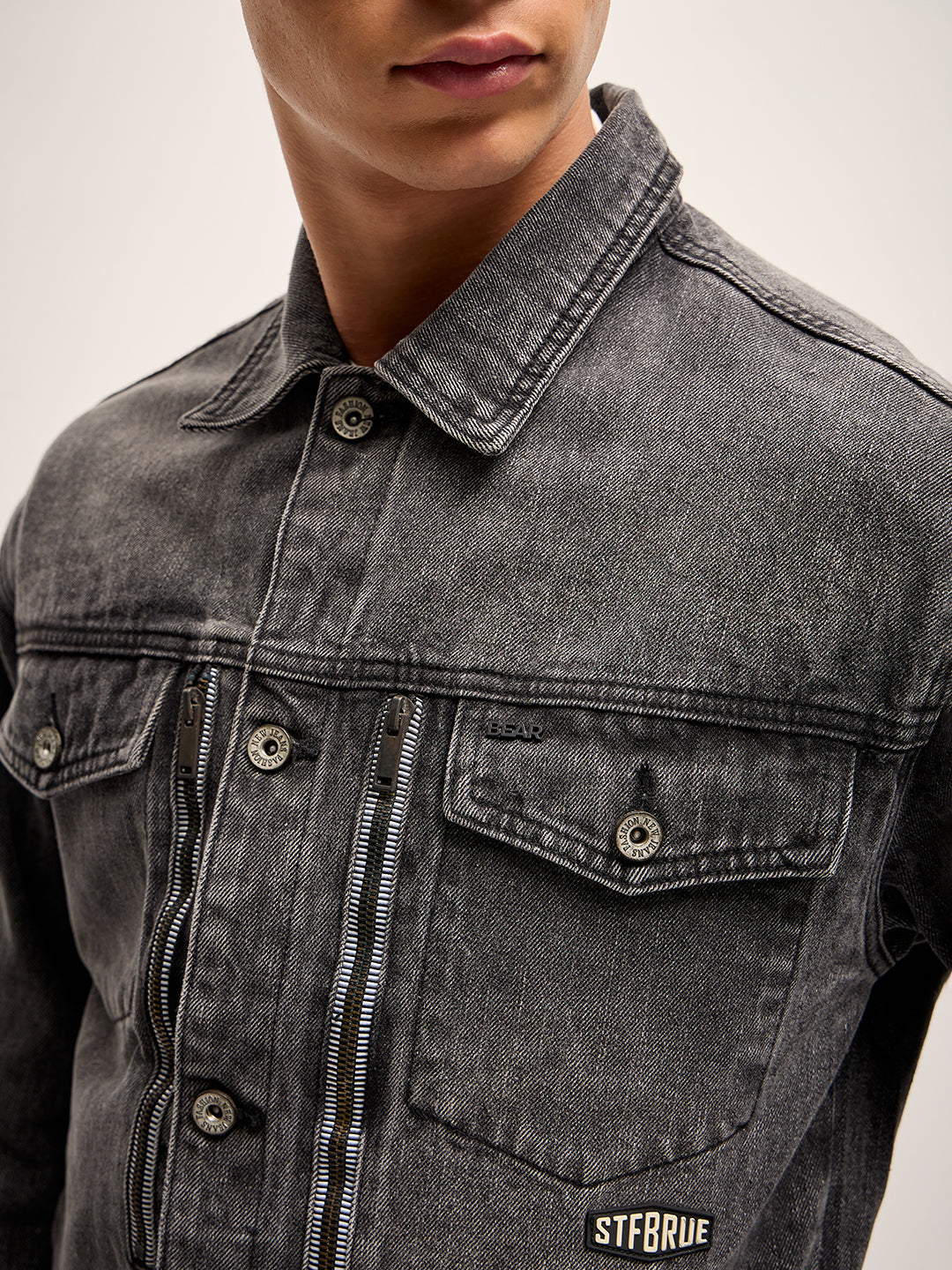Men Light Grey Regular Fit Classic Denim Jacket