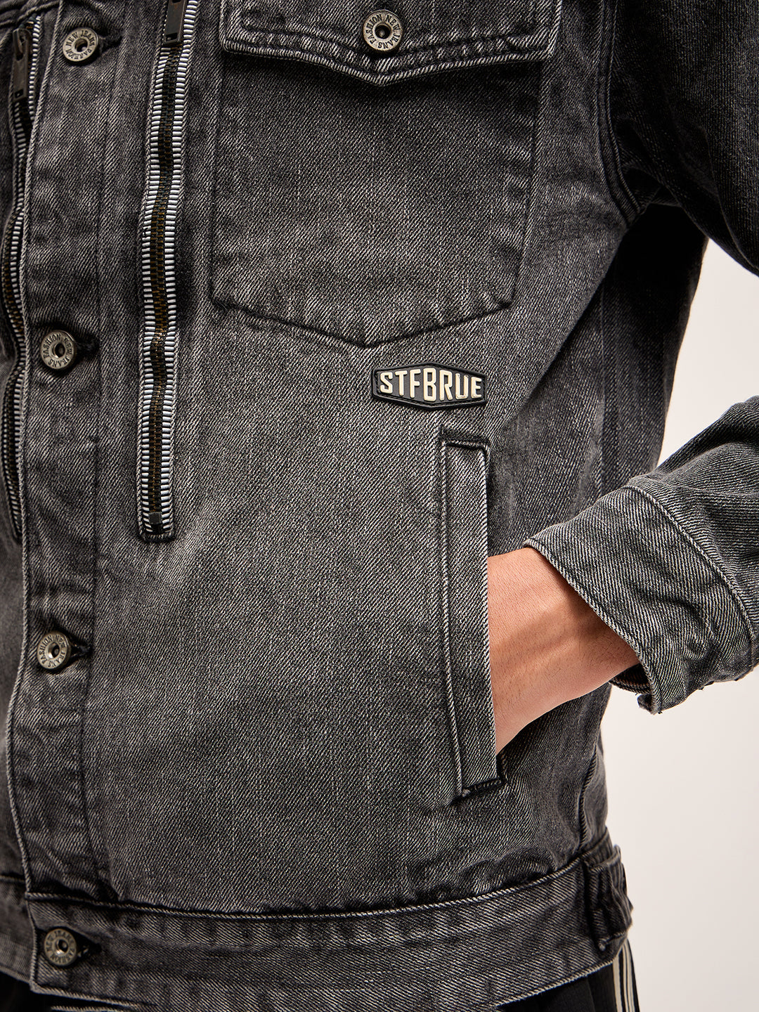 Men Light Grey Regular Fit Classic Denim Jacket