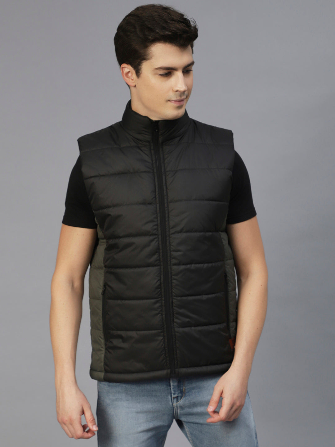 Men Black Colorblock Sleeveless Puffer Jacket