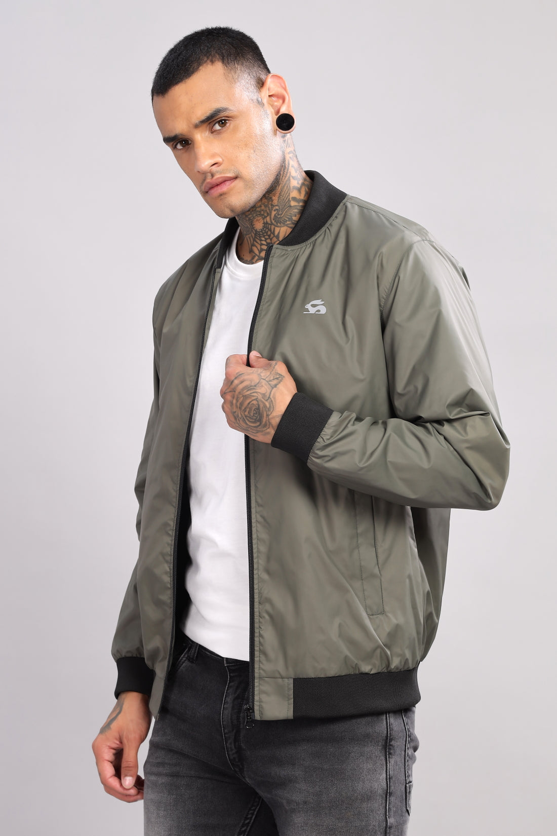 Men Olive Polyester Winter Jacket