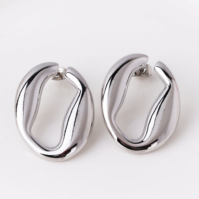 Smoothly Glided Alloy Metal Steel Pin Earring