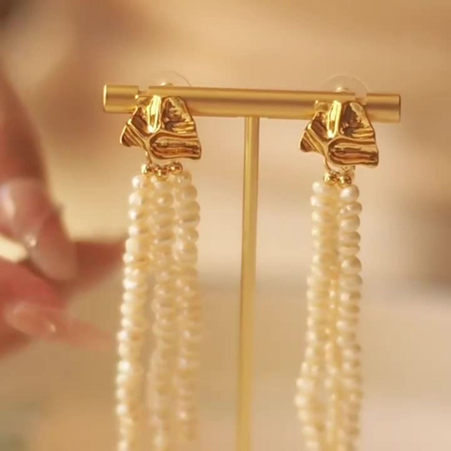 Tassel Pearl Lay Dangling Earring