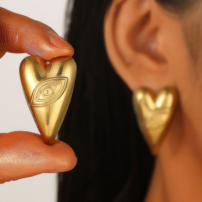 Engraved Eye Styled Heart Shaped Glow Stud Earring