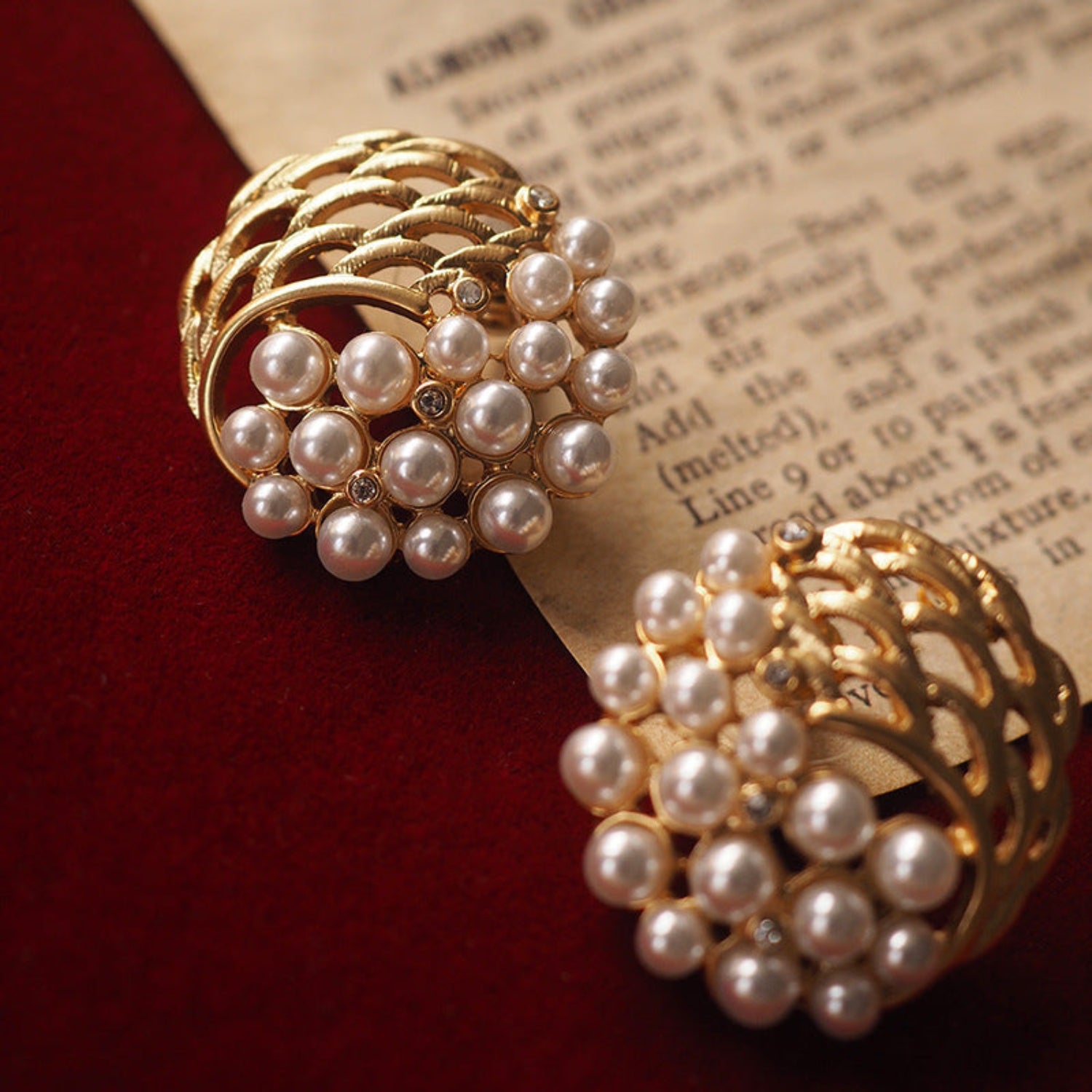 Luxury Pearl Wave Earring
