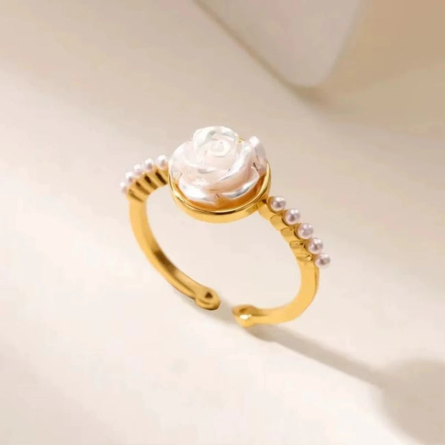 White Rose Pearl Gold Ring