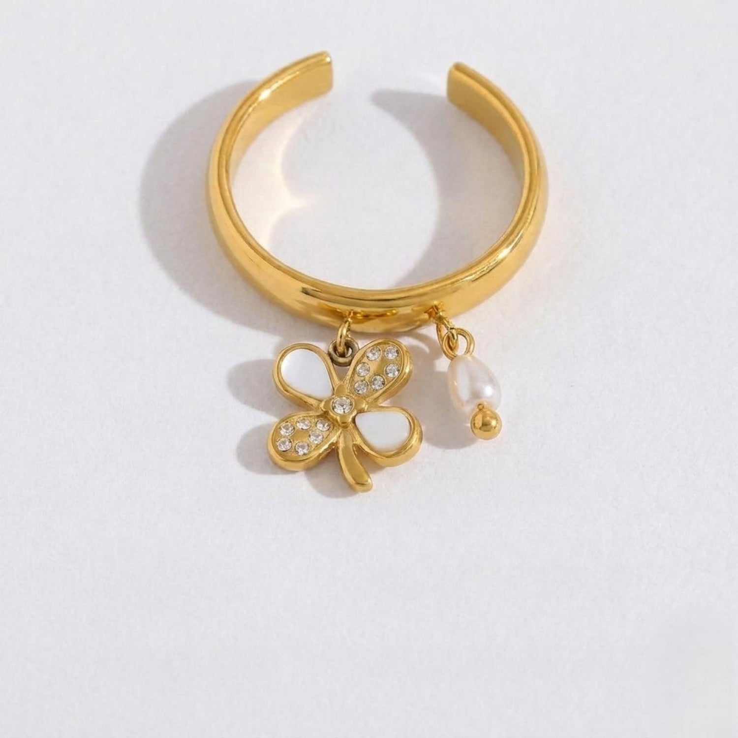Gold Clover Pearl Dangle Ring