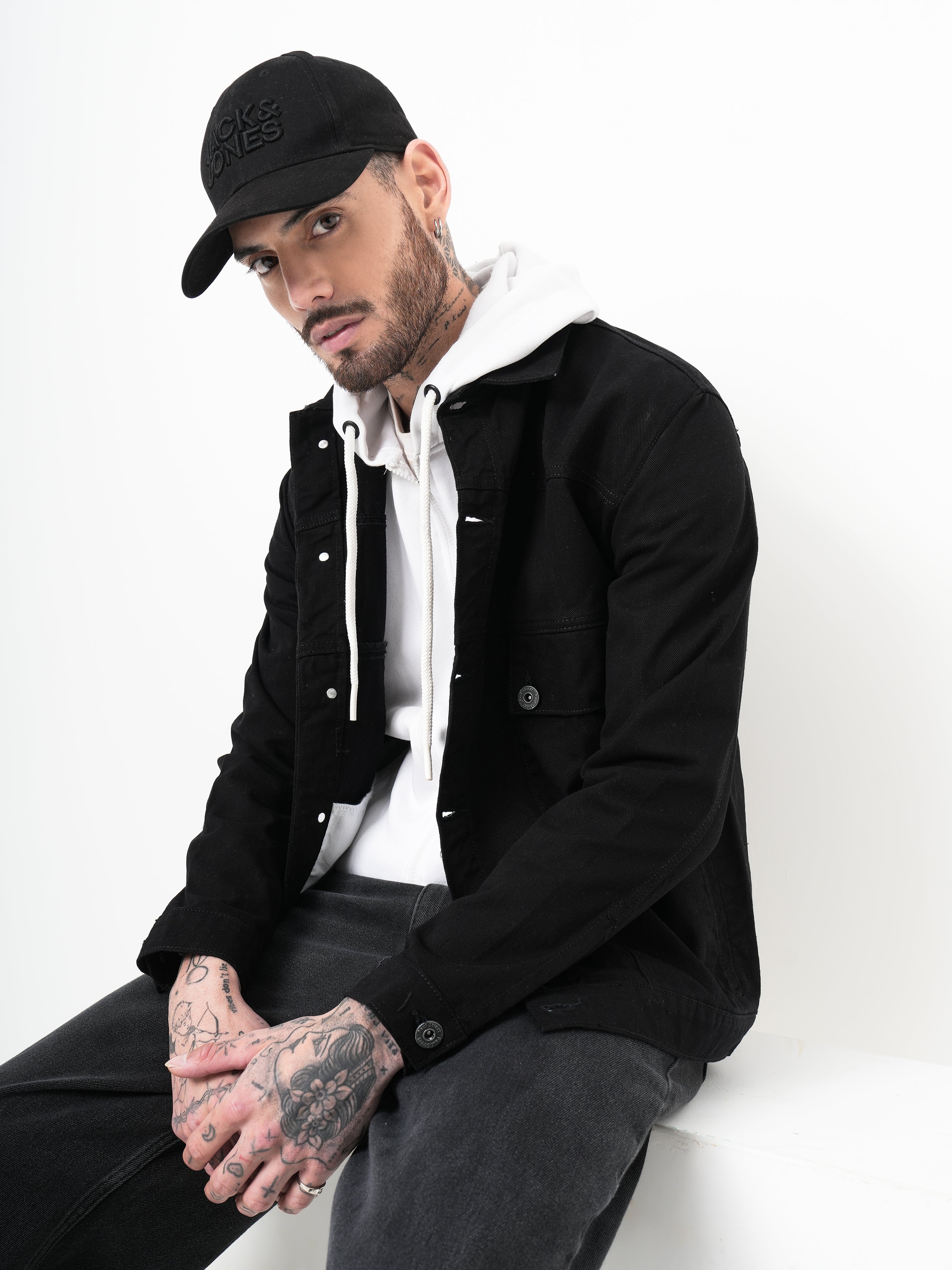 Men Rogue Denim Black Trucker Jacket