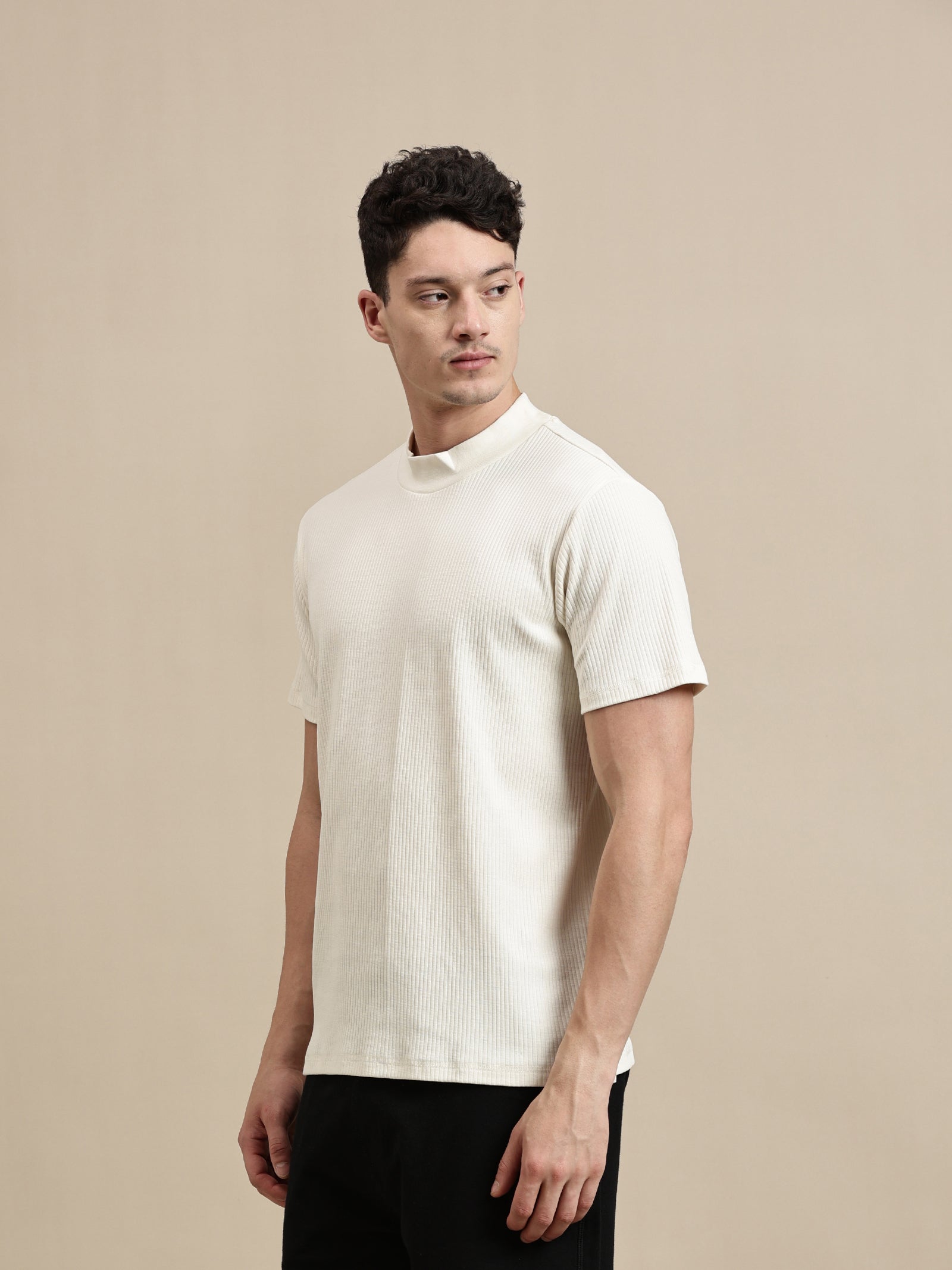 Men Off White Half Sleeve T-Shirt