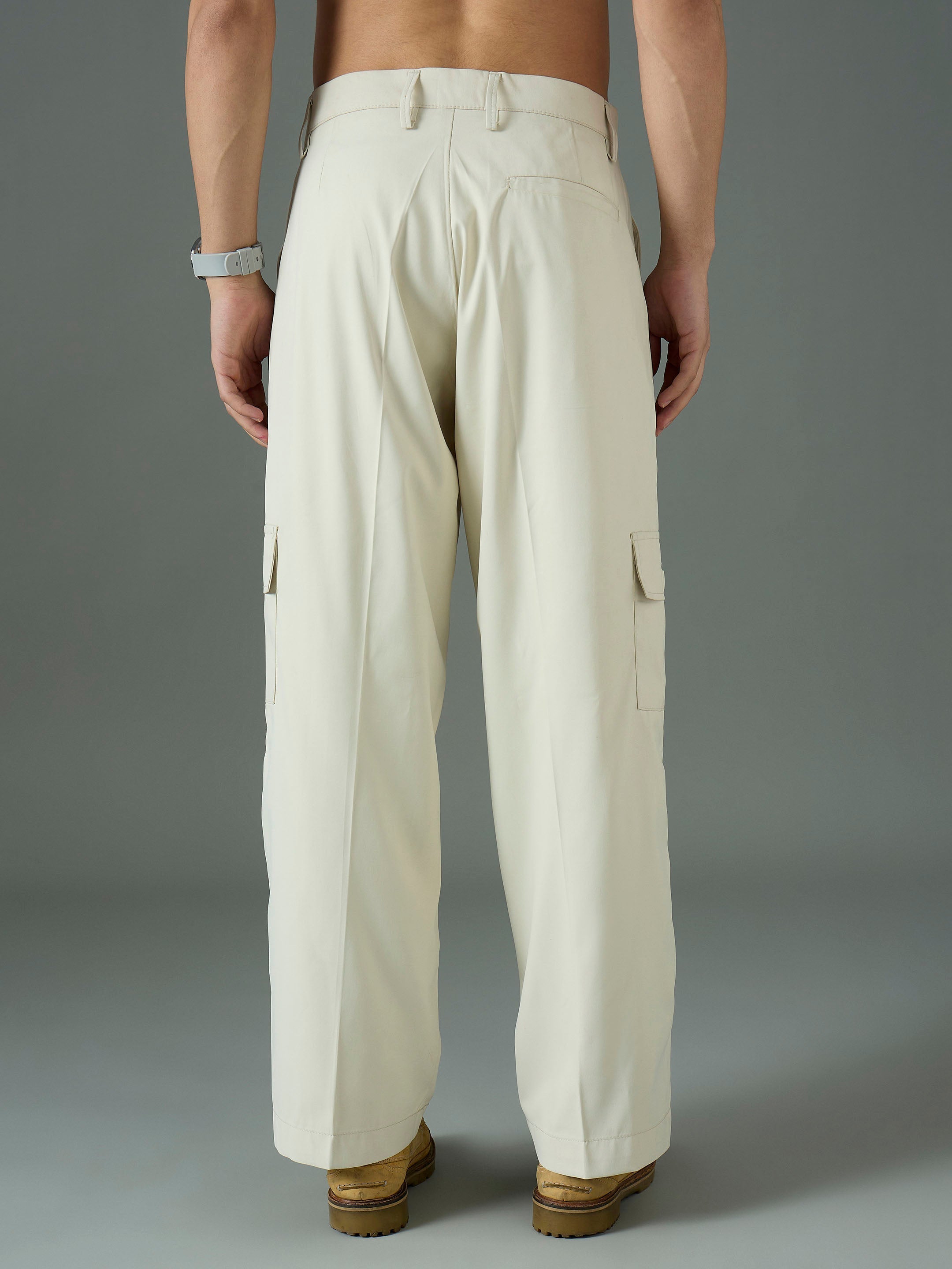 Men Off White Side Flap Pocket Relax Fit Korean Trouser