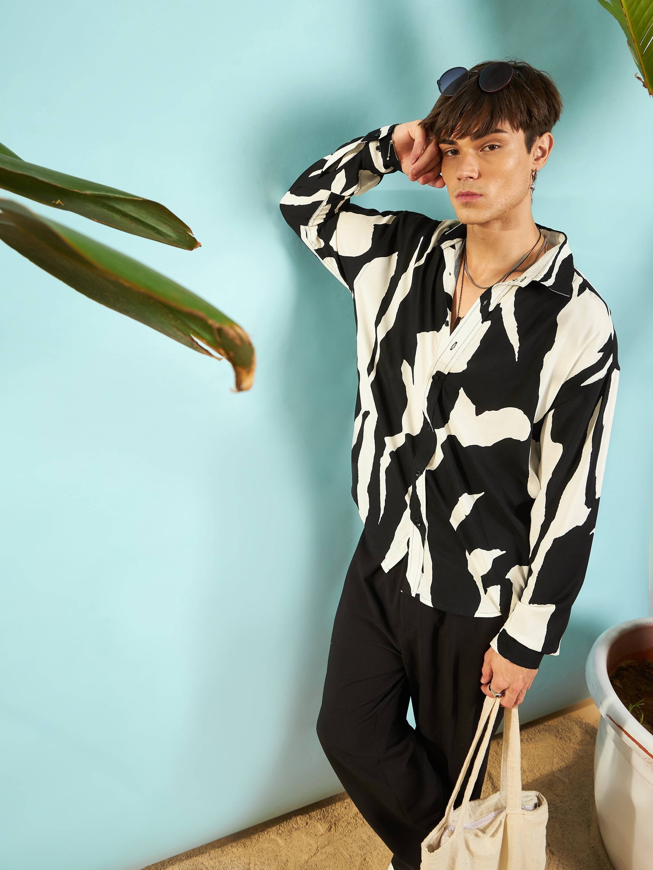 Men White & Black Abstract Printed Relax Fit Shirt