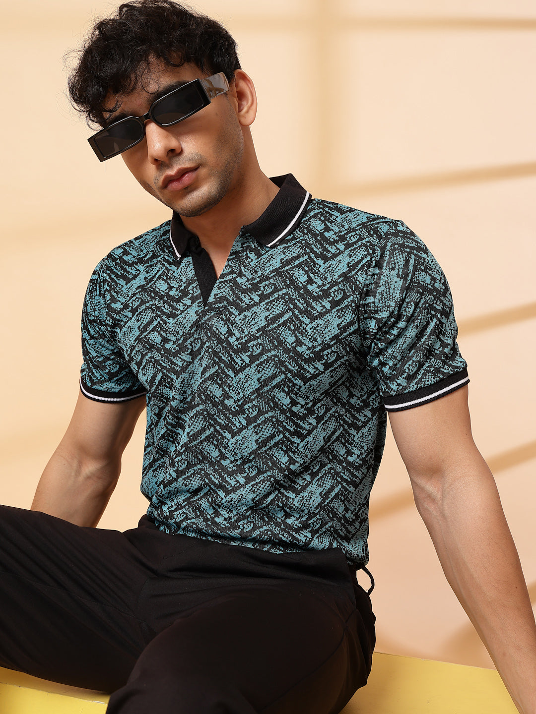Men Abstract Jacquard Polo T-Shirt