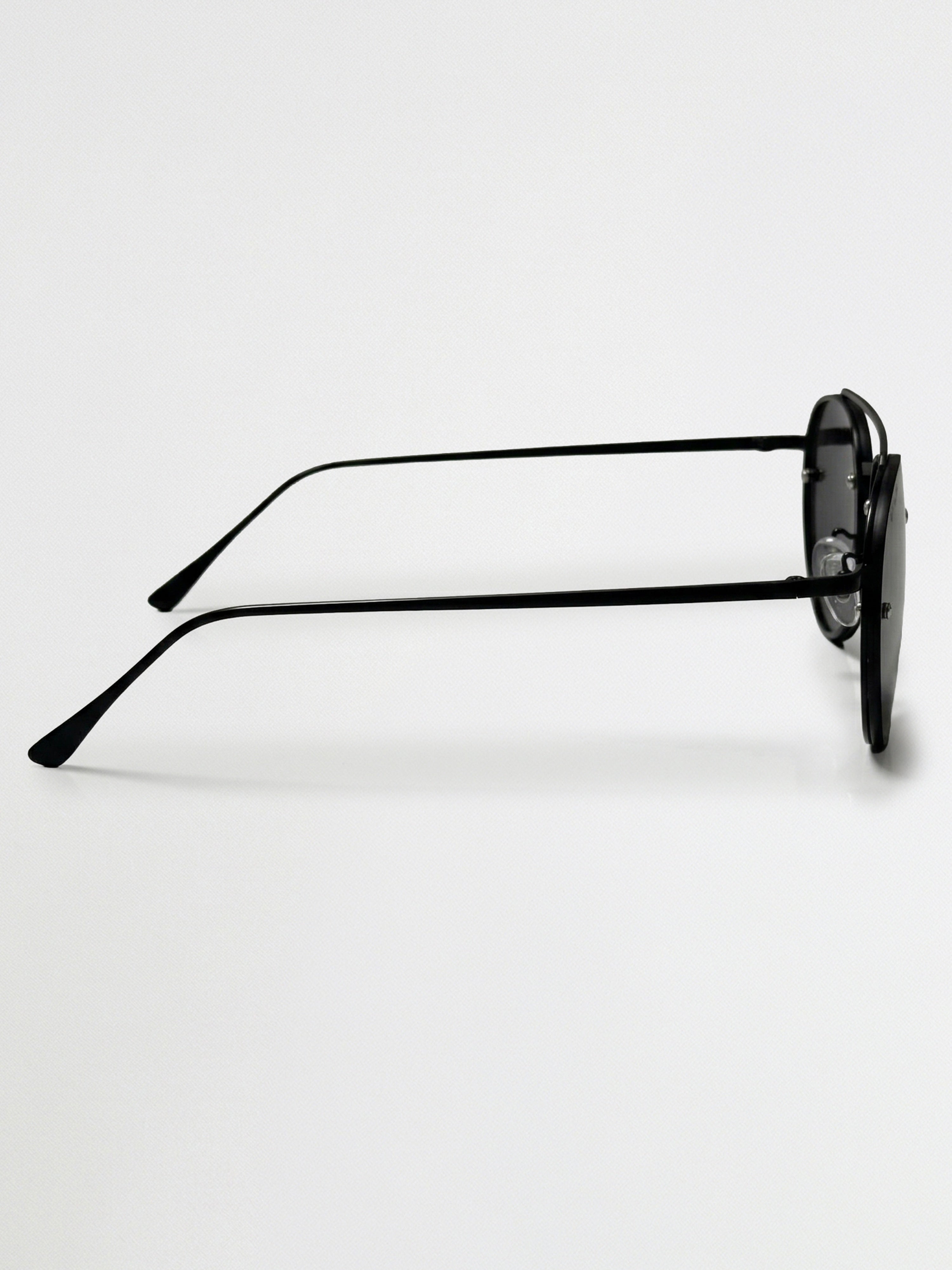 Men Round Full-Rim Sunglasses with Matte Black Frame and Smoke Purple Gradient UV Lenses