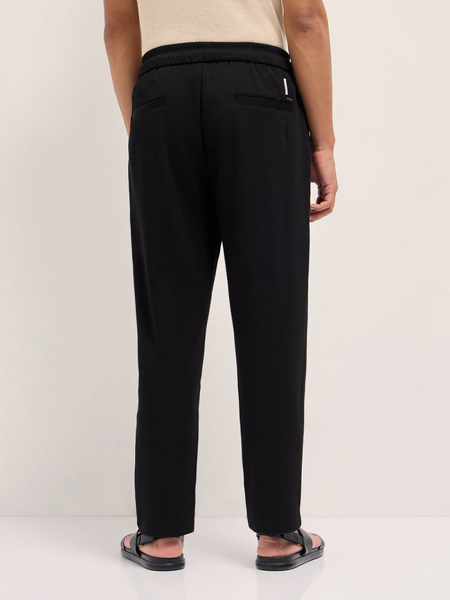 Men Black Solid Regular Fit Casual Trousers