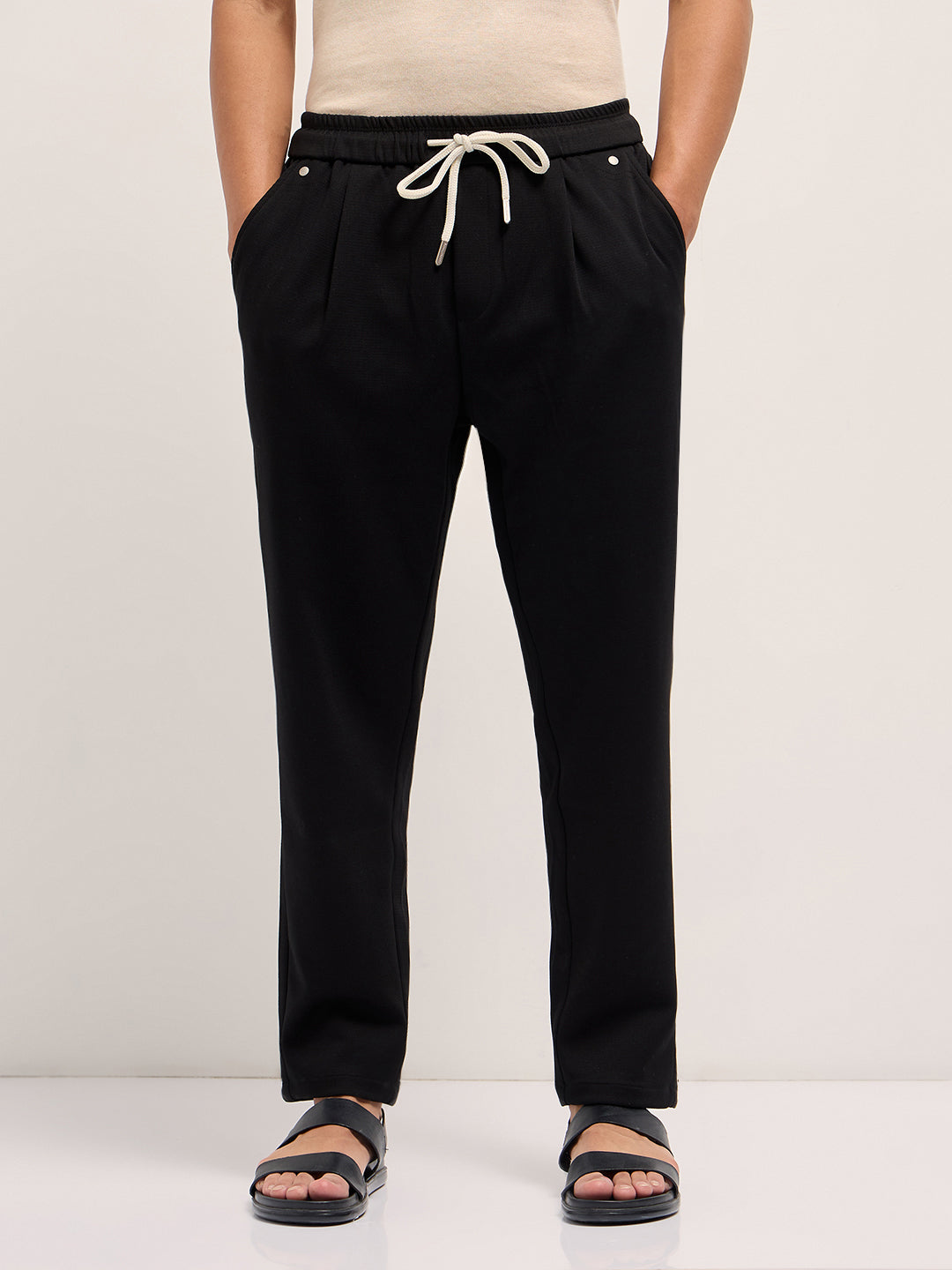 Men Black Solid Regular Fit Casual Trousers