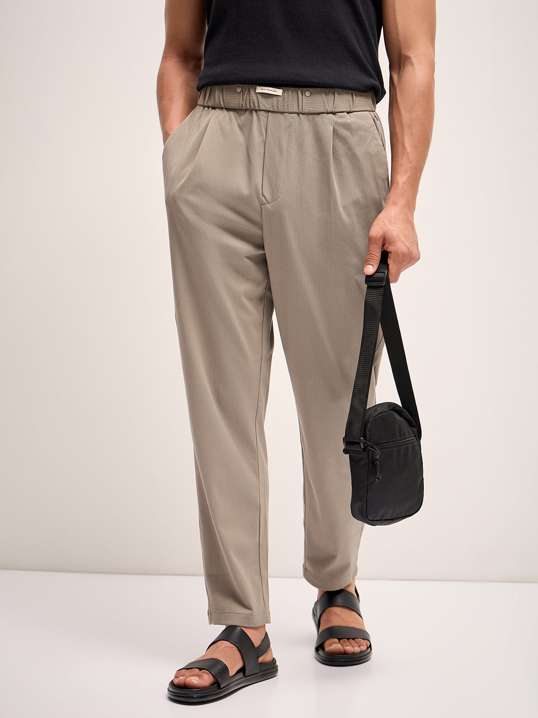 Men Grey Self Design Regular Fit Mid-Rise Casual Pant