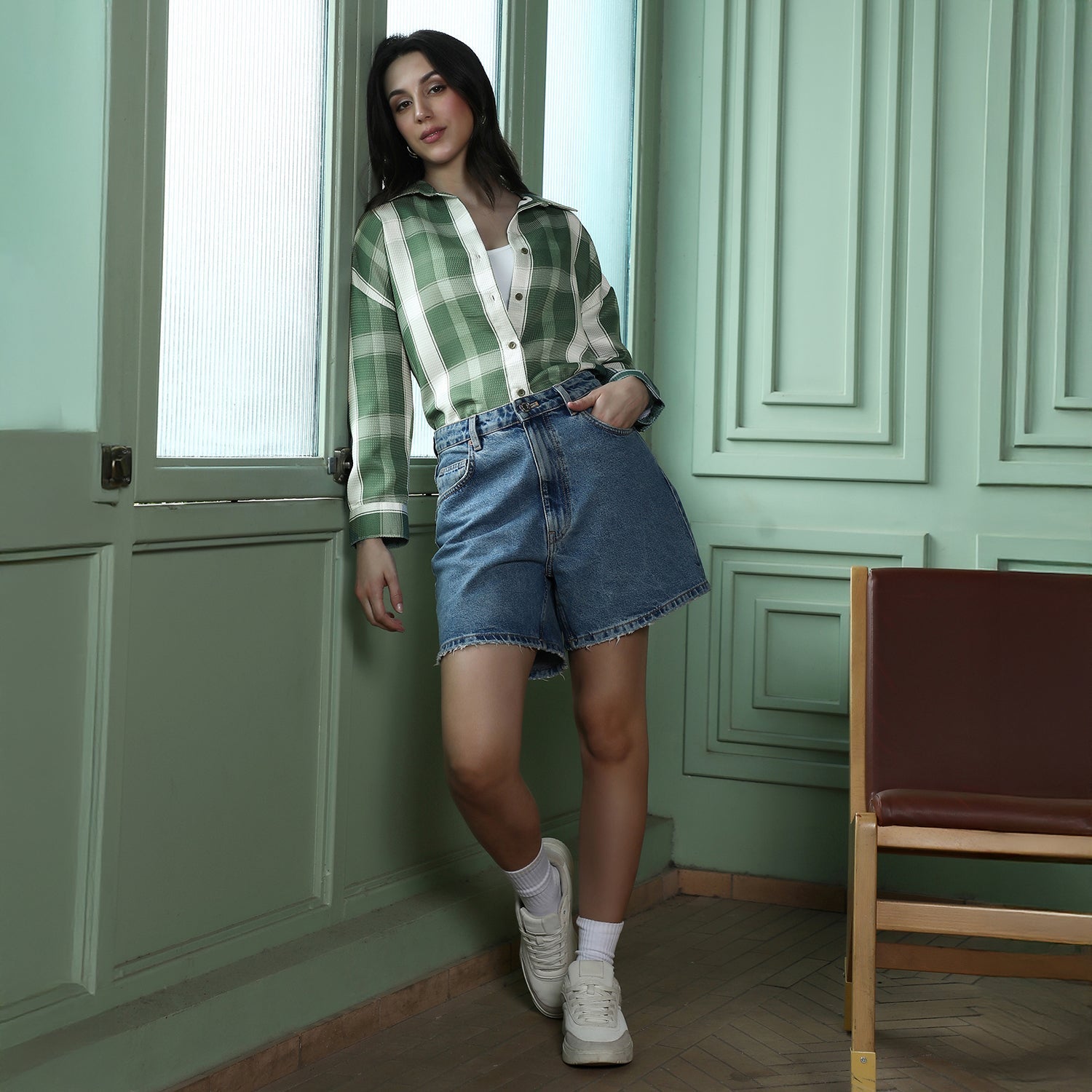 Women Green Plaid-Tactile Oversized Shirt