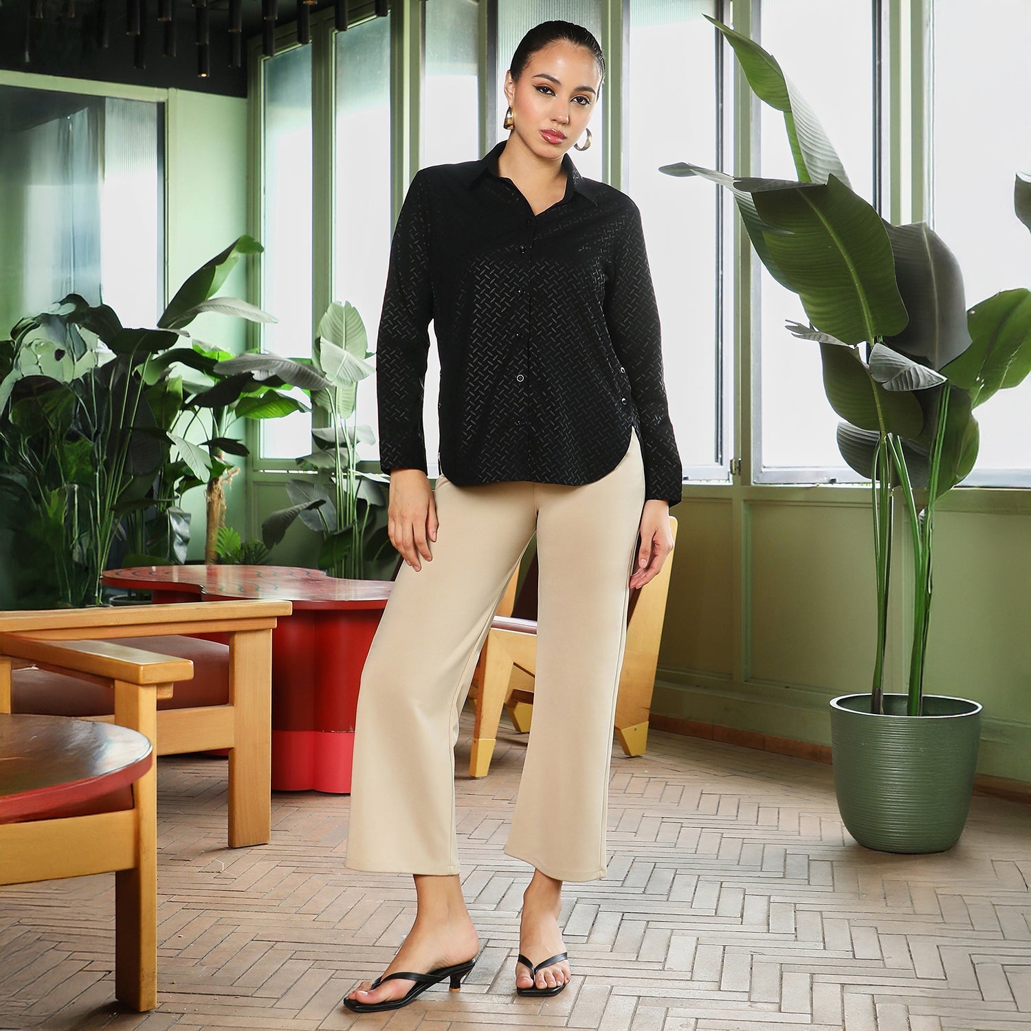 Women Black Marquise-Imprint Curved Shirt