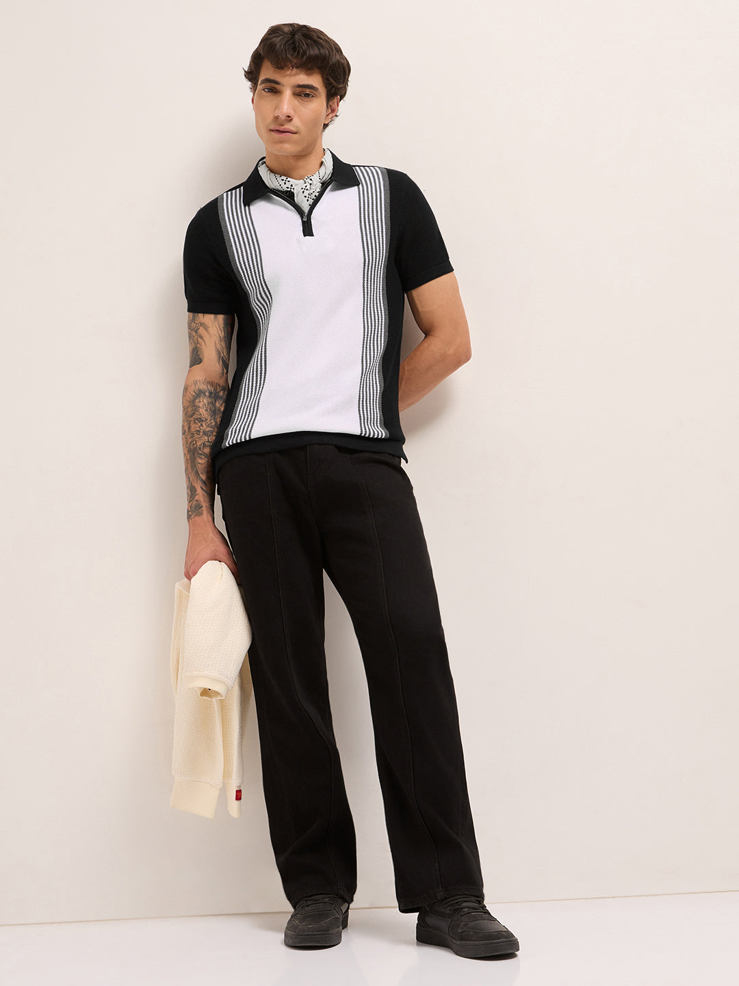 Men Cotton Textured Polo T-Shirt