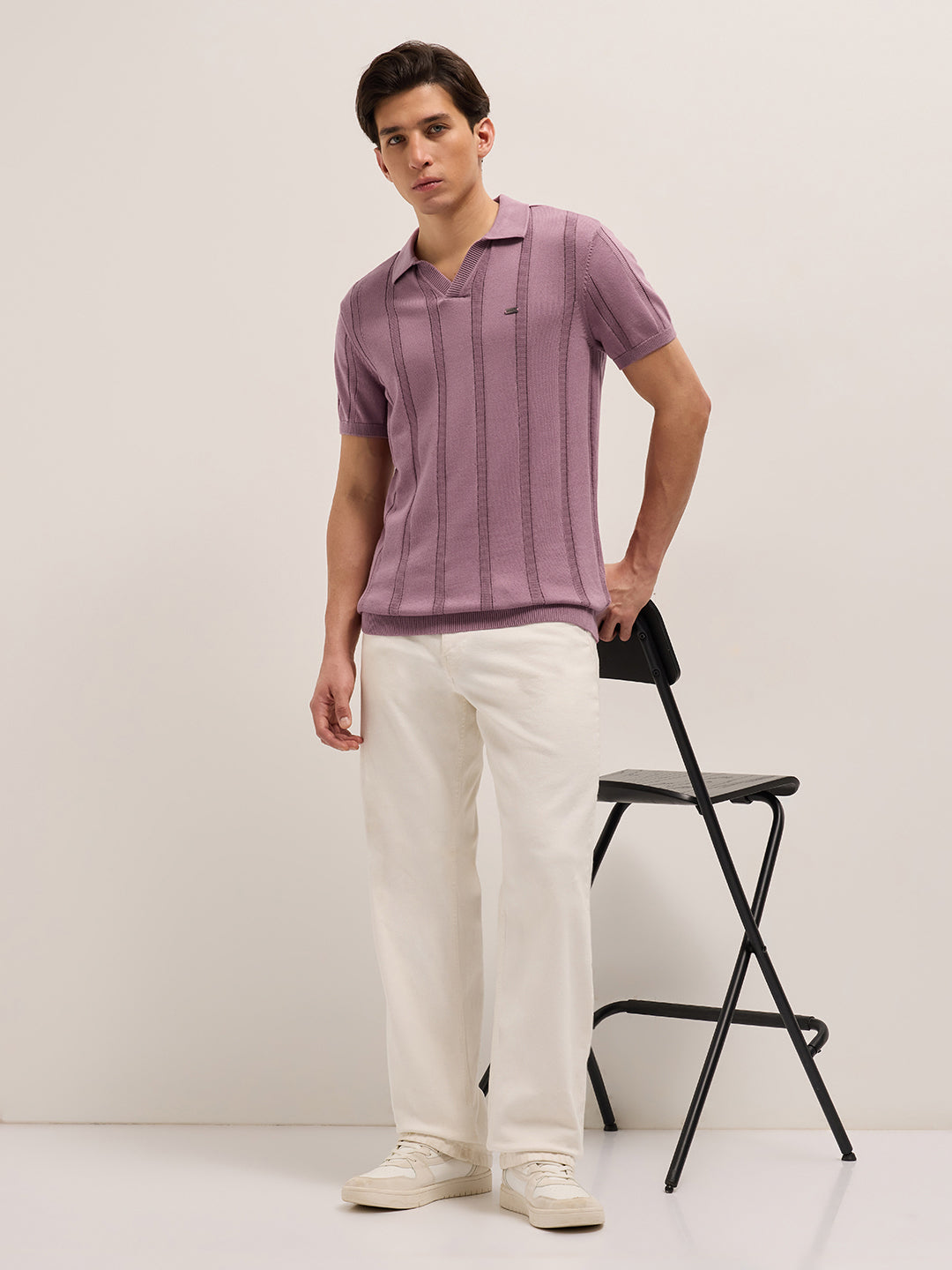 Men Pink Textured vertical knit stripes Slim Fit Polo