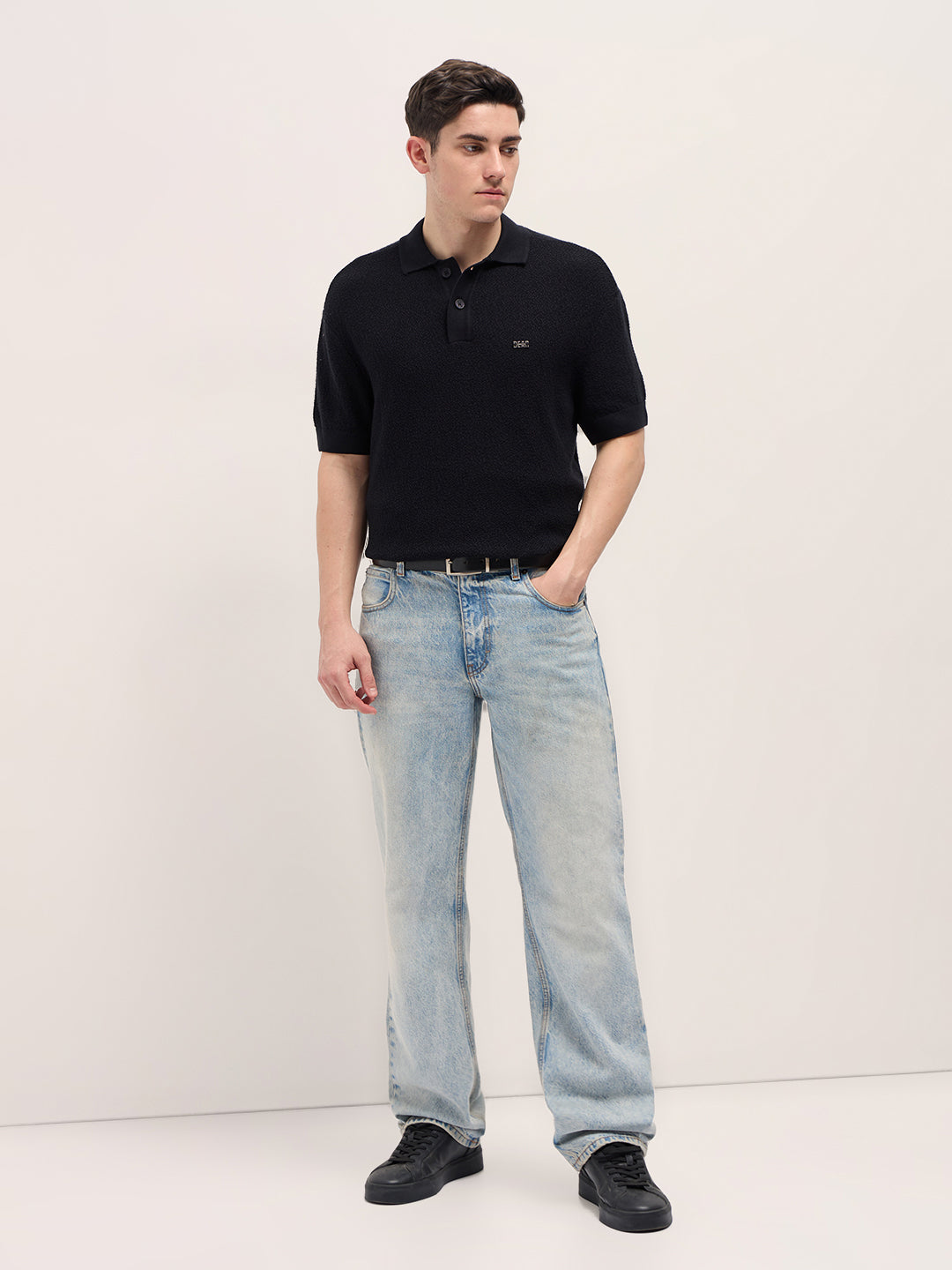 Men Black Solid Texture Knit Design Regular Fit Polo
