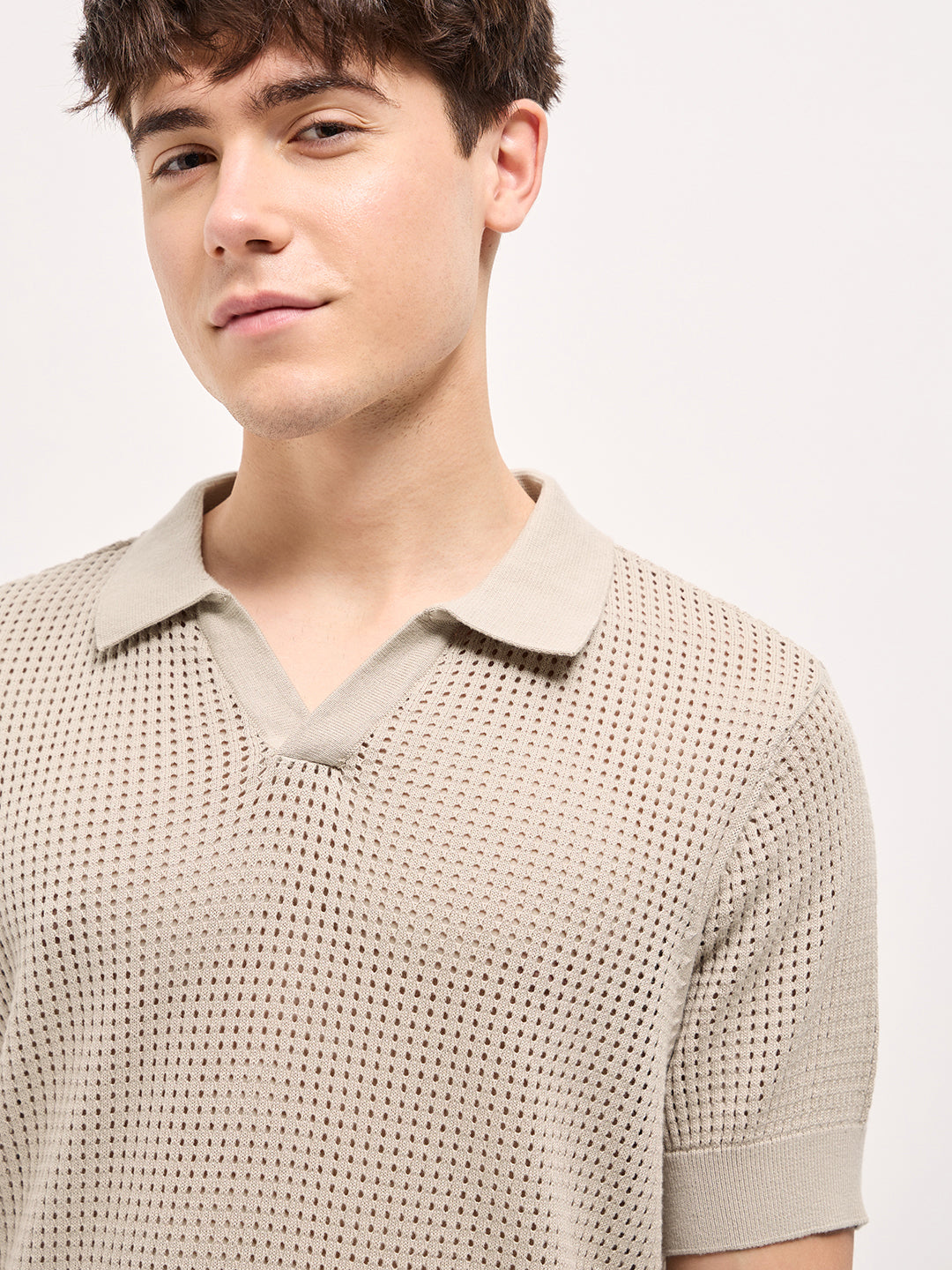 Men Beige Textured Knit Regular Fit Polo T-shirt