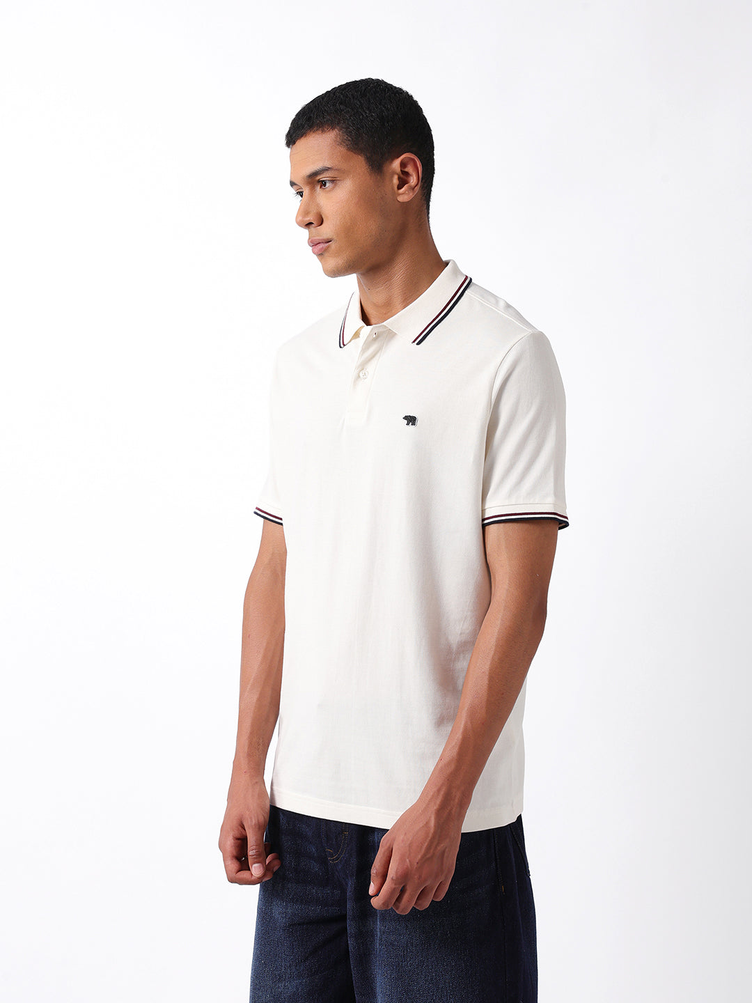 Men Off White Regular Fit T-Shirt