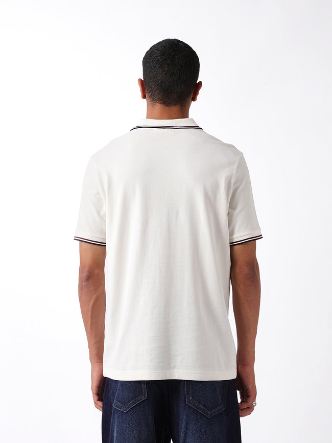 Men Off White Regular Fit T-Shirt