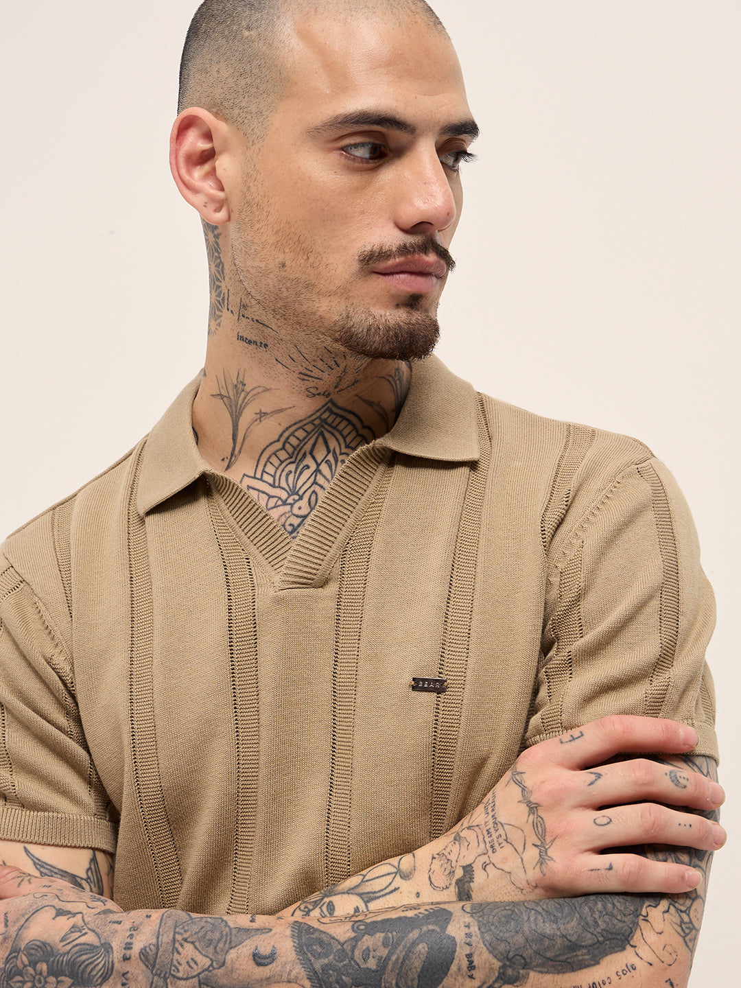 Men Beige Textured vertical knit stripes Slim Fit Polo